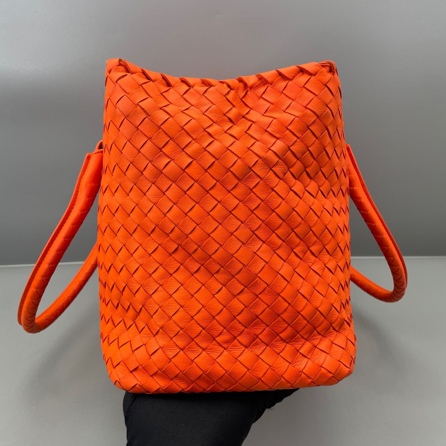 Bottega Veneta - Intrecciato Woven Tote Bag - Intrecciato woven leather - Orange - (medium)