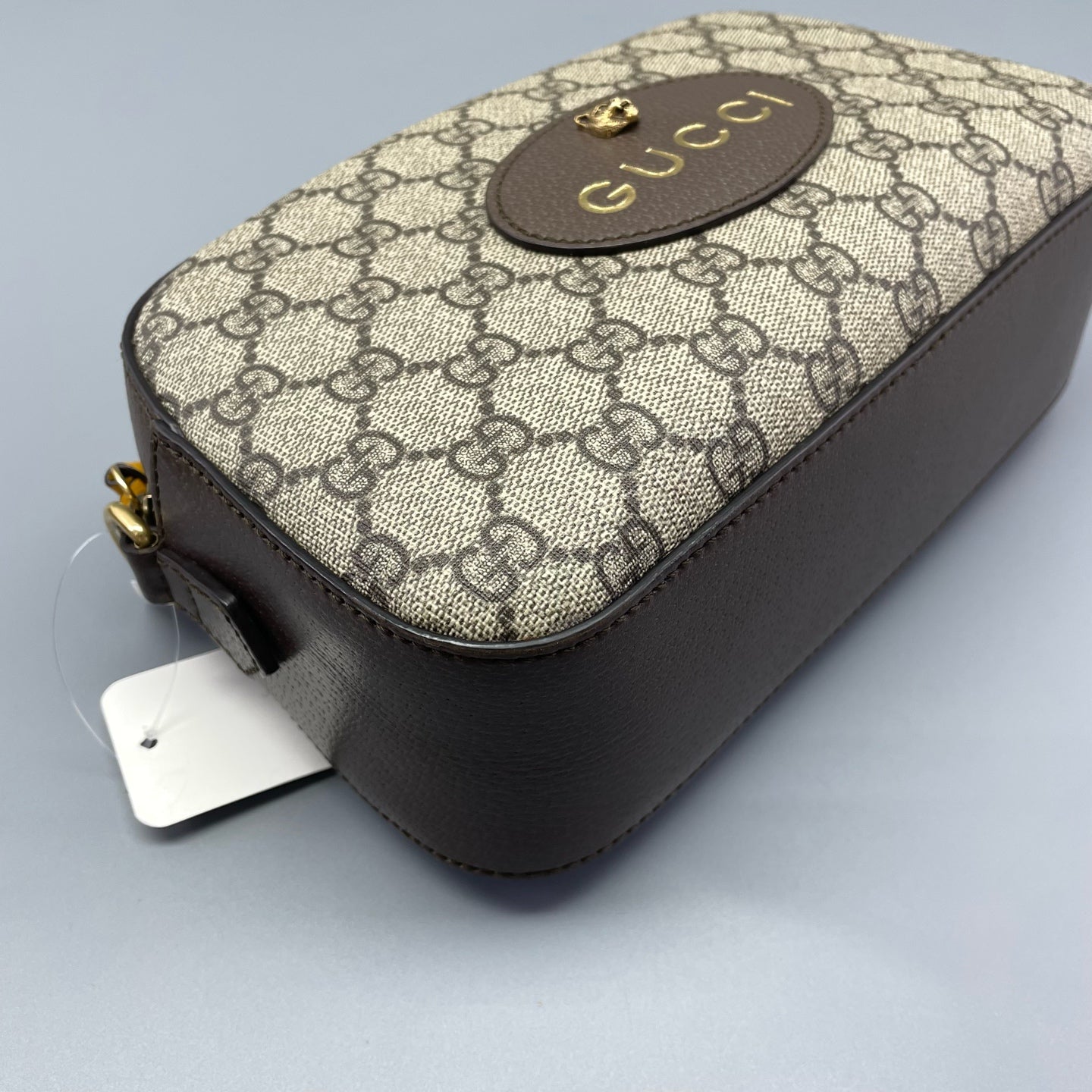 Gucci - Neo Vintage GG Supreme Camera Bag with Tiger Head - GG Supreme coated canvas with brown leather trim - Beige - (Small)