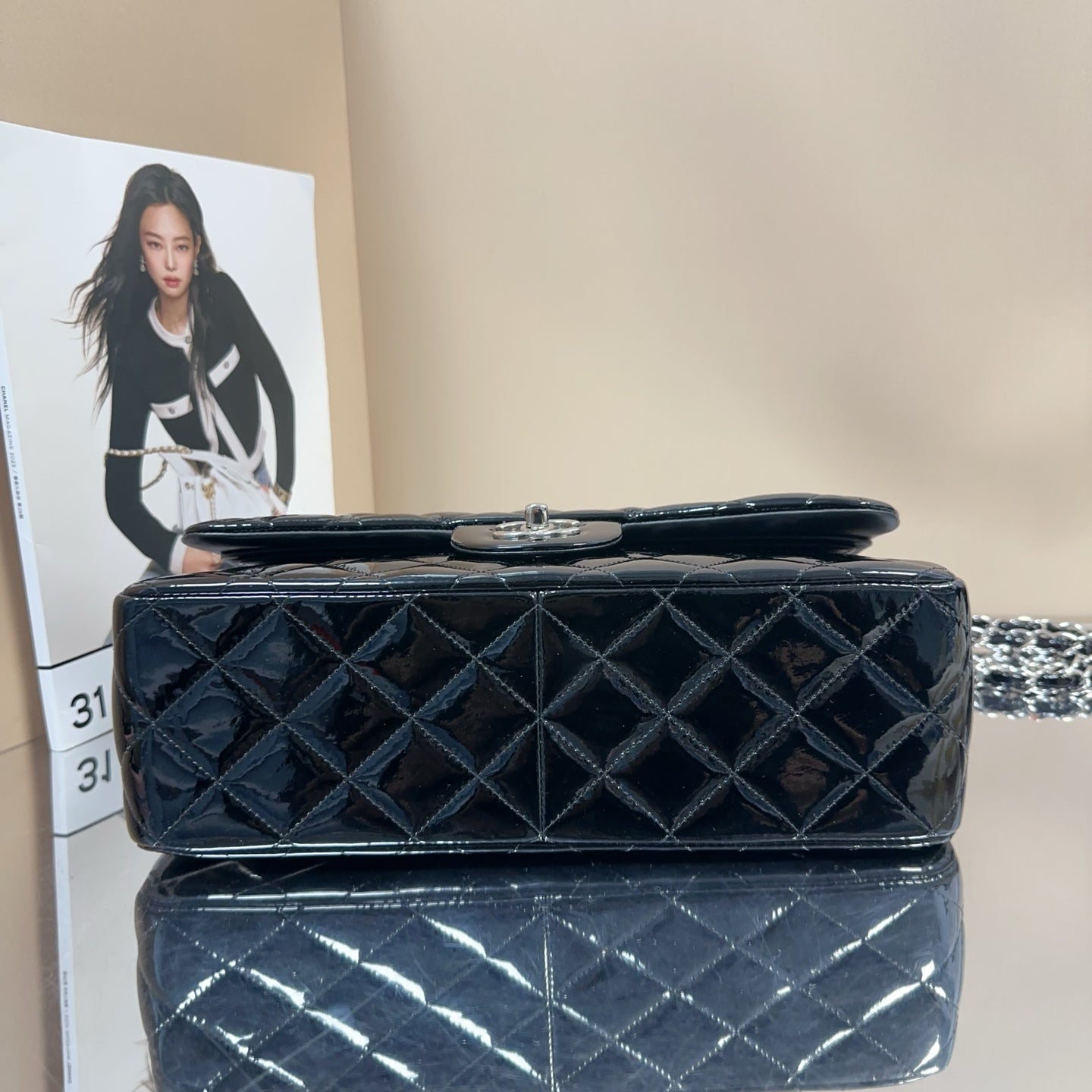 Chanel - Classic Flap Jumbo Double Flap - Patent leather - Black - (Large)