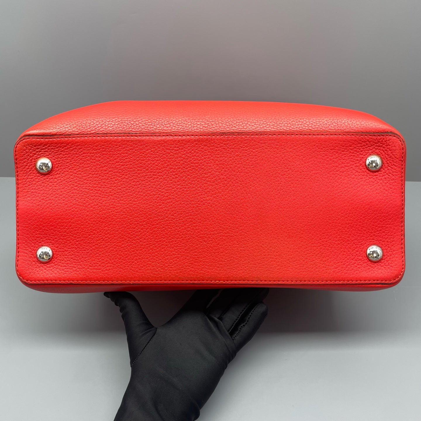 Louis Vuitton - Capucines - Leather - Red - (large)