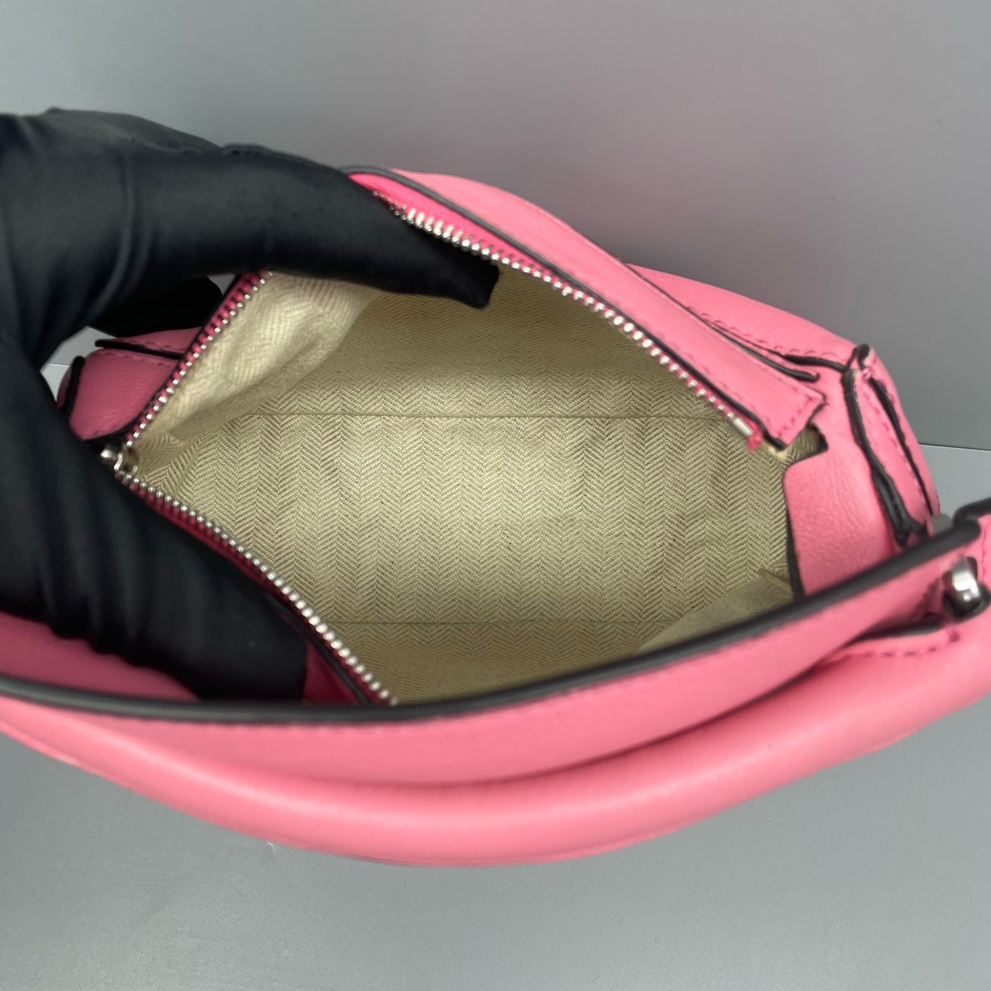 LOEWE - Puzzle Mini Bag - Grained calfskin leather - Pink - (mini)