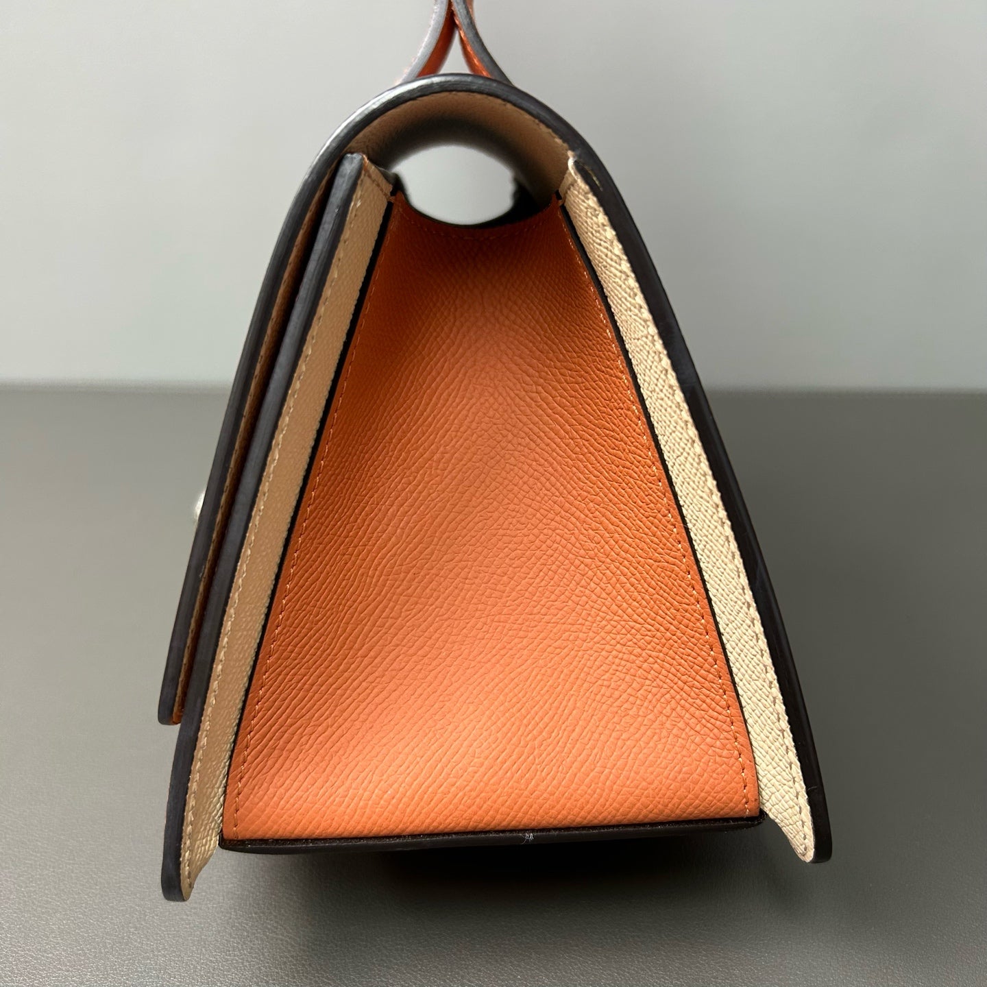 Moynat - Triangle Flap Bag - Grained cowhide leather - Orange with polished silver-tone hardware - (mini)