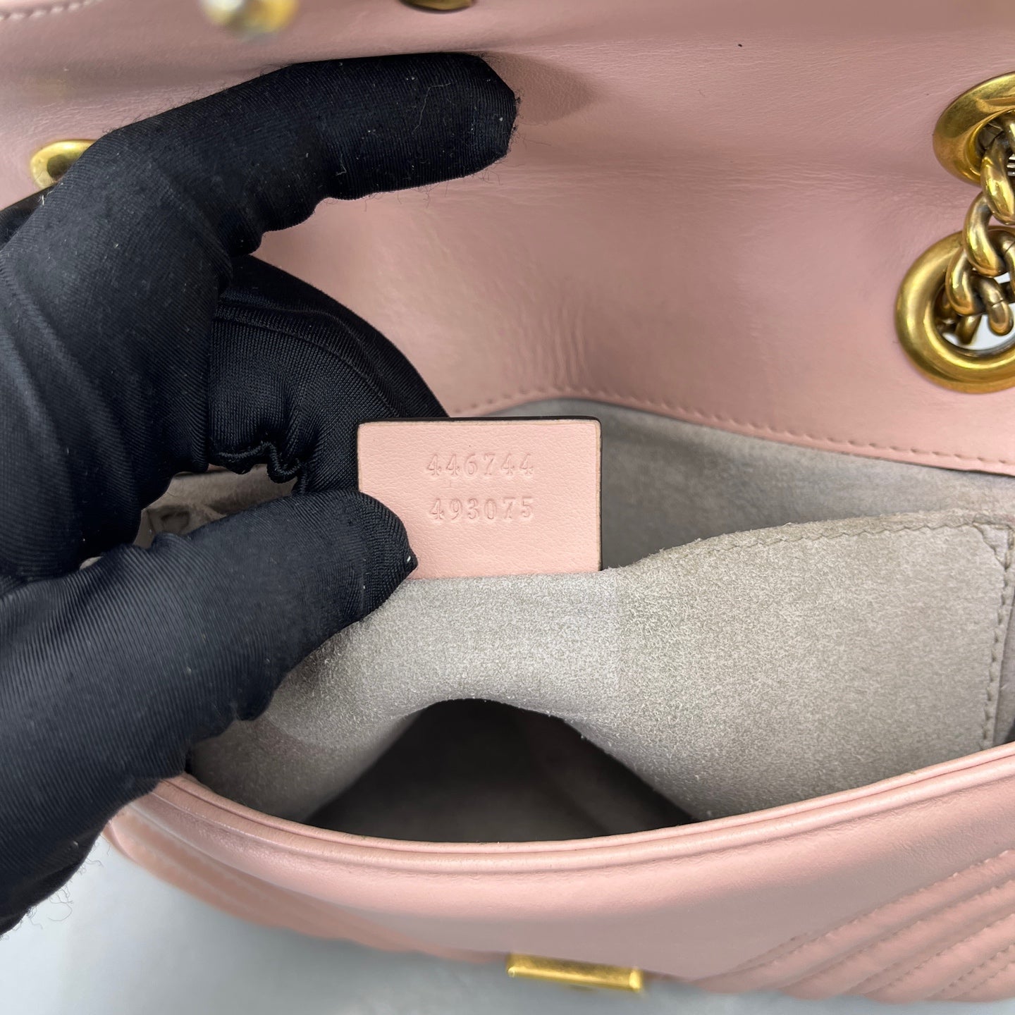 Gucci - GG Marmont Matelassé Mini Bag 22 - Matelassé chevron leather - Pink - (mini)