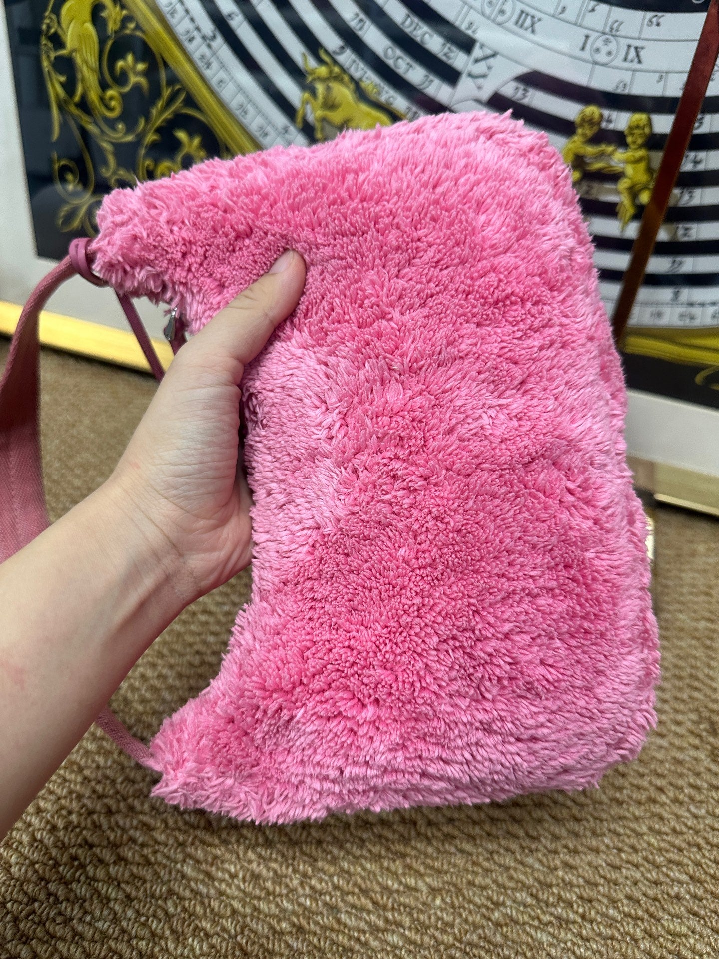 Prada - Re-Edition Hobo Bag - Faux fur - Pink - (small)