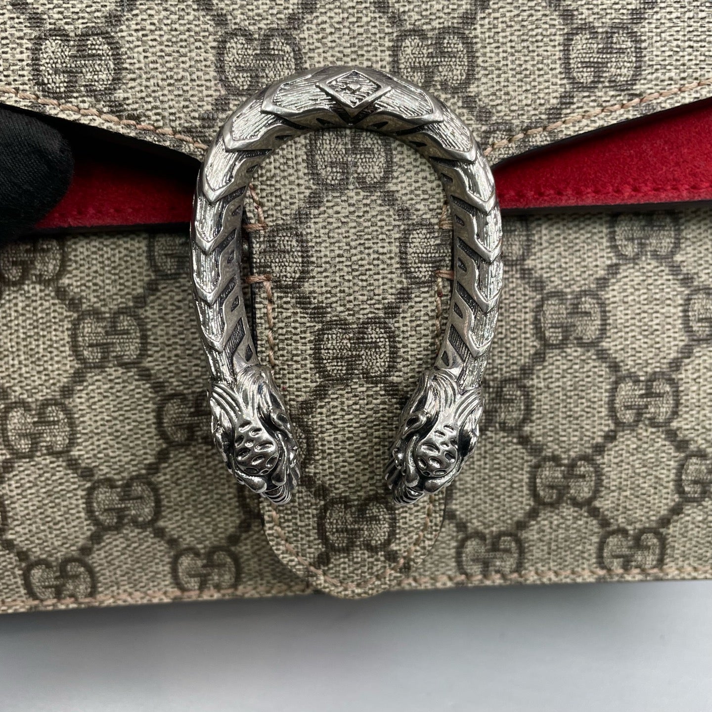 Gucci - Dionysus Chain Shoulder Bag - GG Supreme canvas with suede lining - Beige with Red accents - (Small)