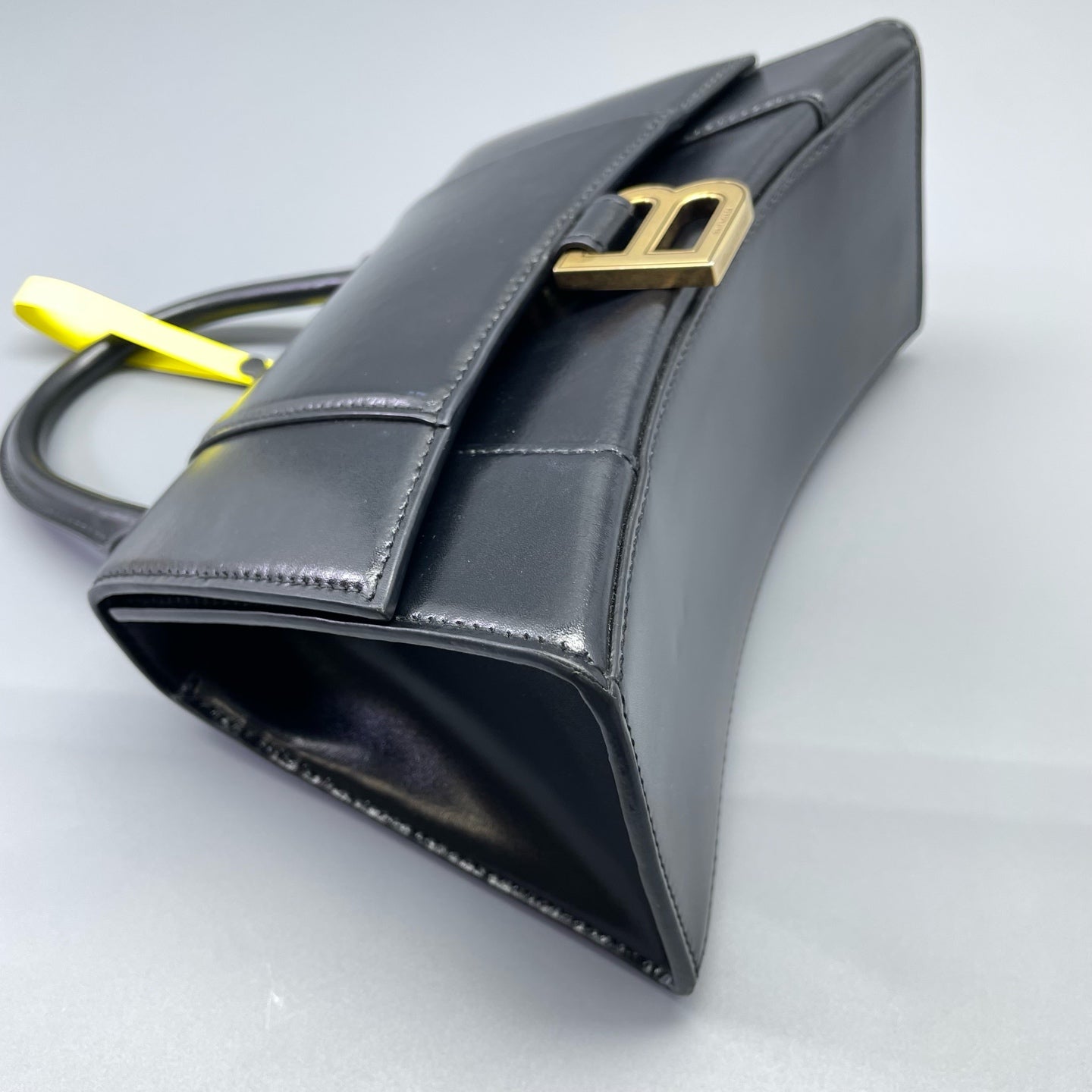 Balenciaga - Hourglass Top Handle Bag - Leather - Black - (Small)