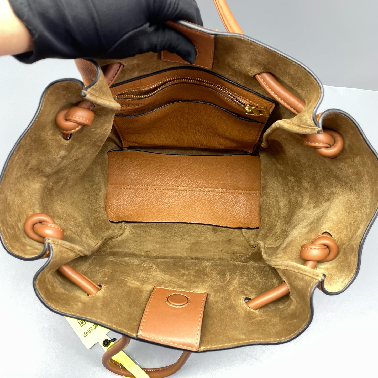 Loewe - Flamenco Drawstring Tote - Grained calfskin leather - Caramel - (medium)