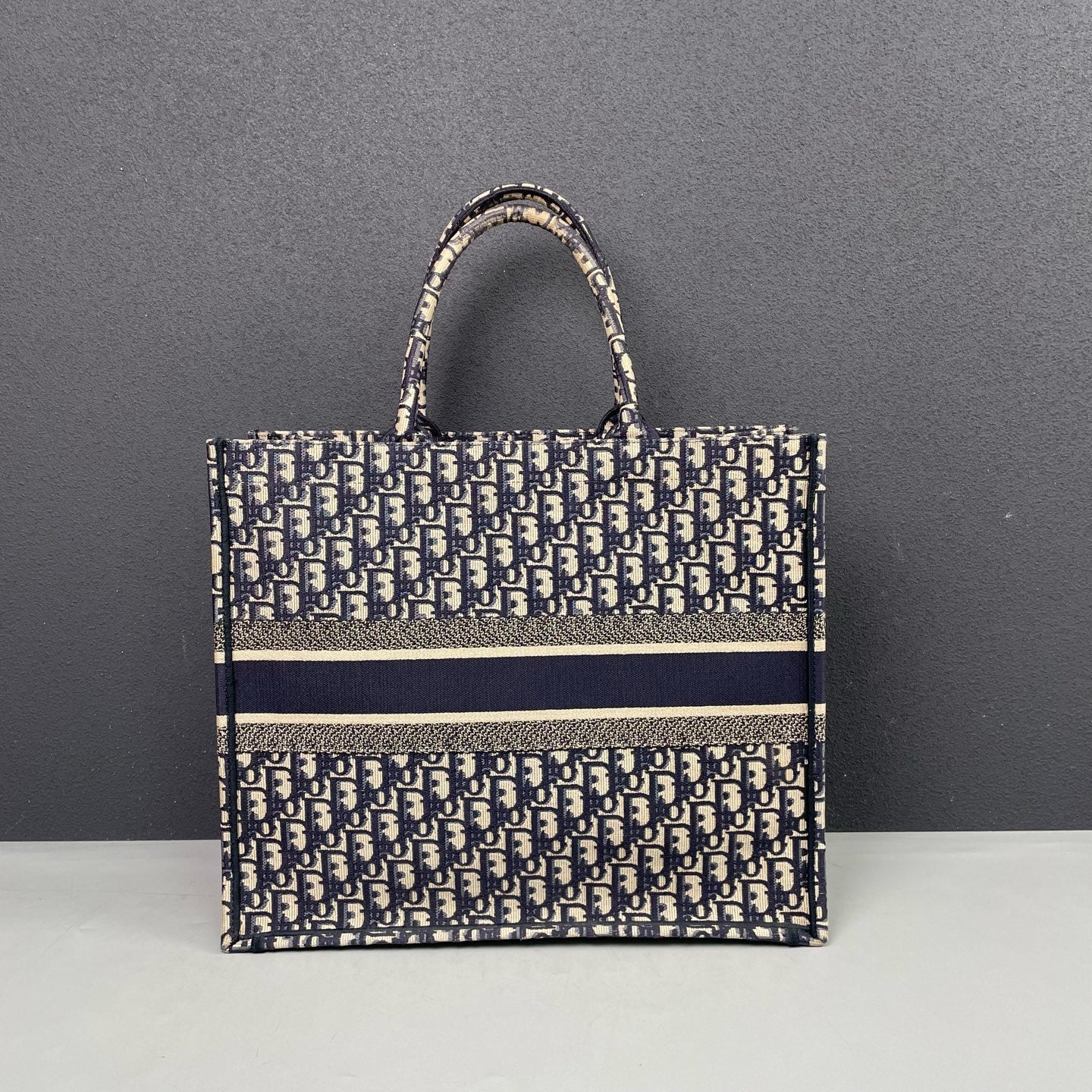 Dior - Book Tote Large - Embroidered Dior Oblique jacquard canvas - Blue - (large)