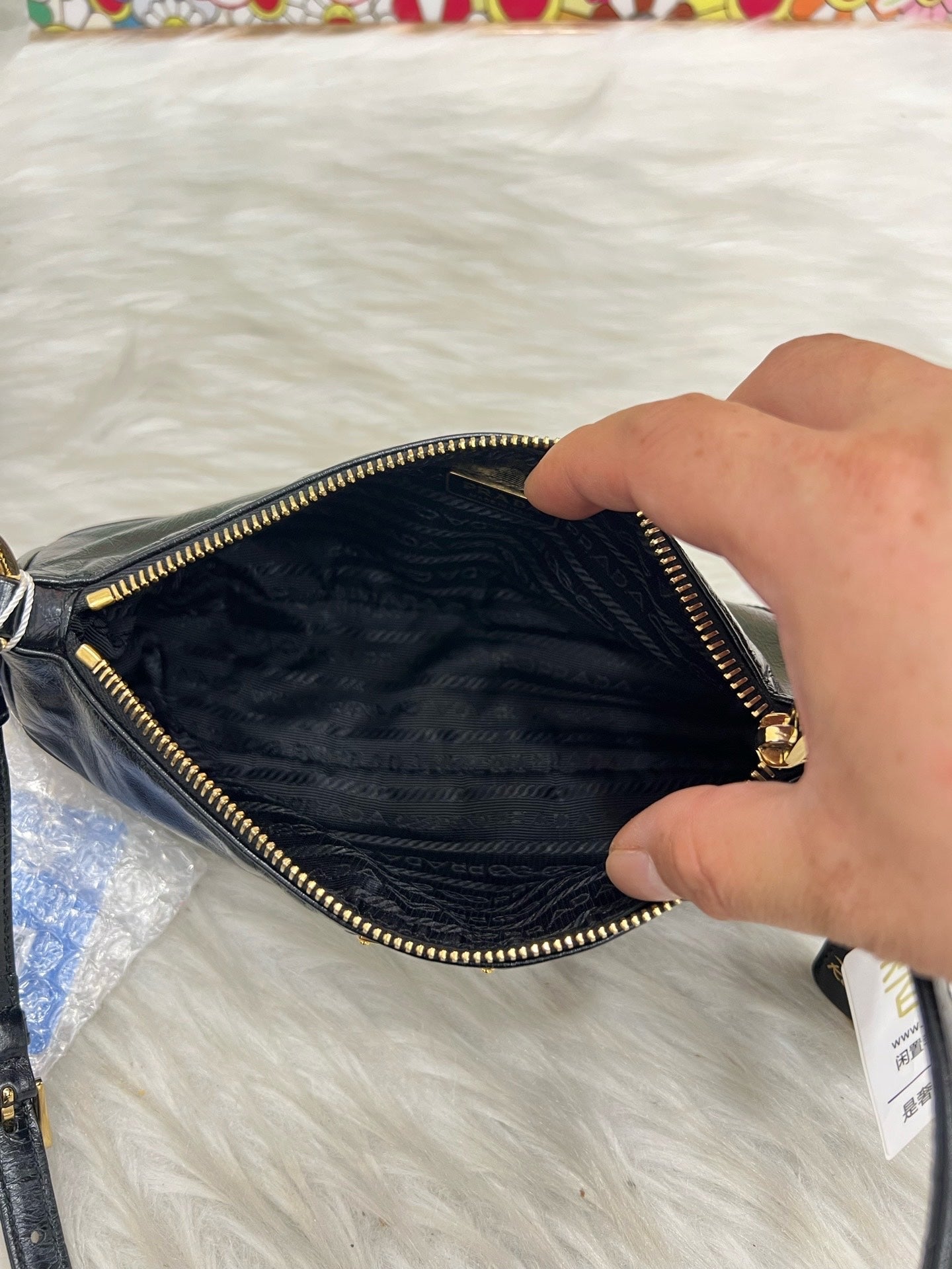 Prada - Re-Edition 2002 - Waxed leather - Black - (mini)