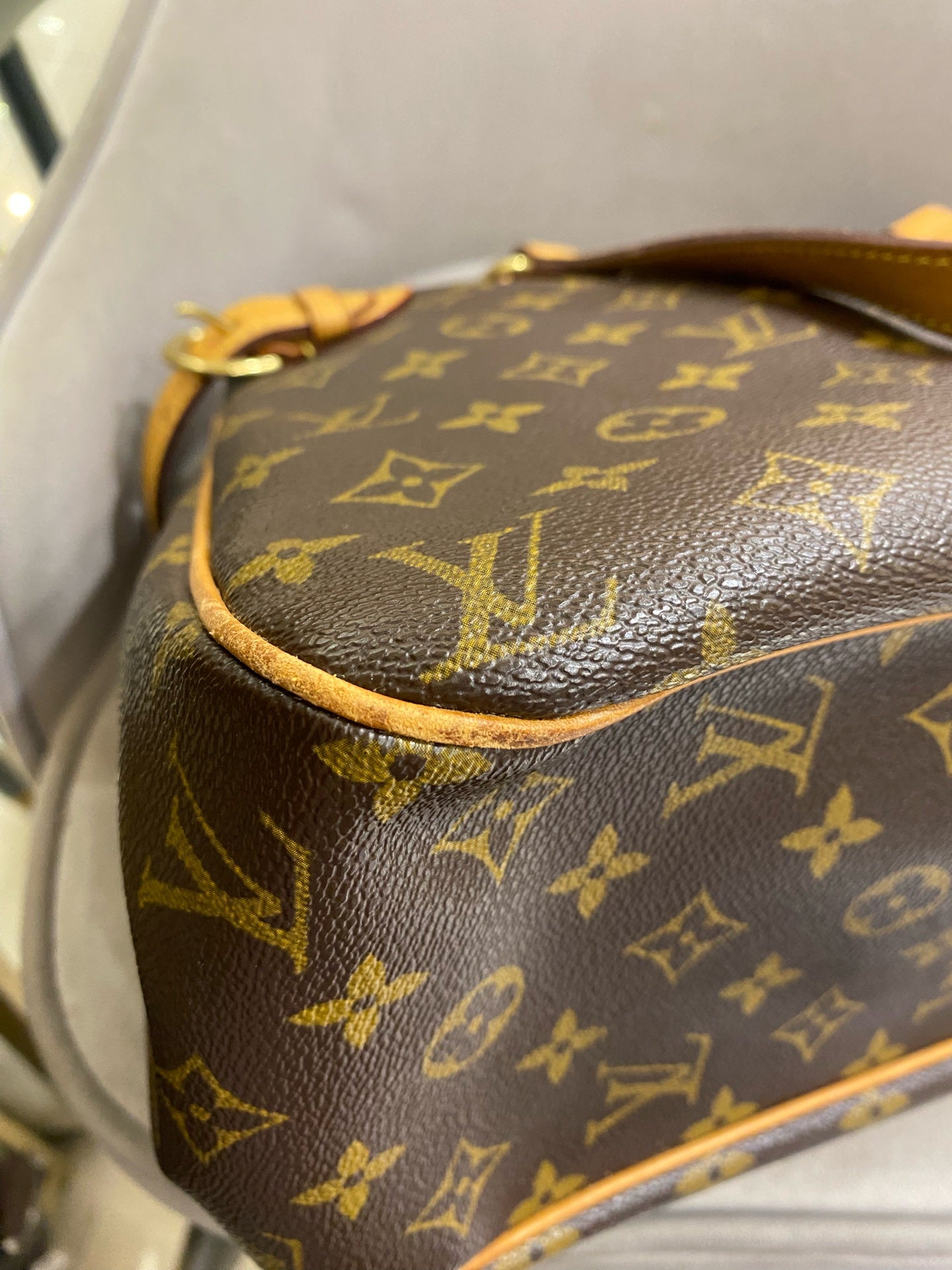 Louis Vuitton - Batignolles Horizontal - Monogram canvas with Vachetta leather trim - Brown - (medium)
