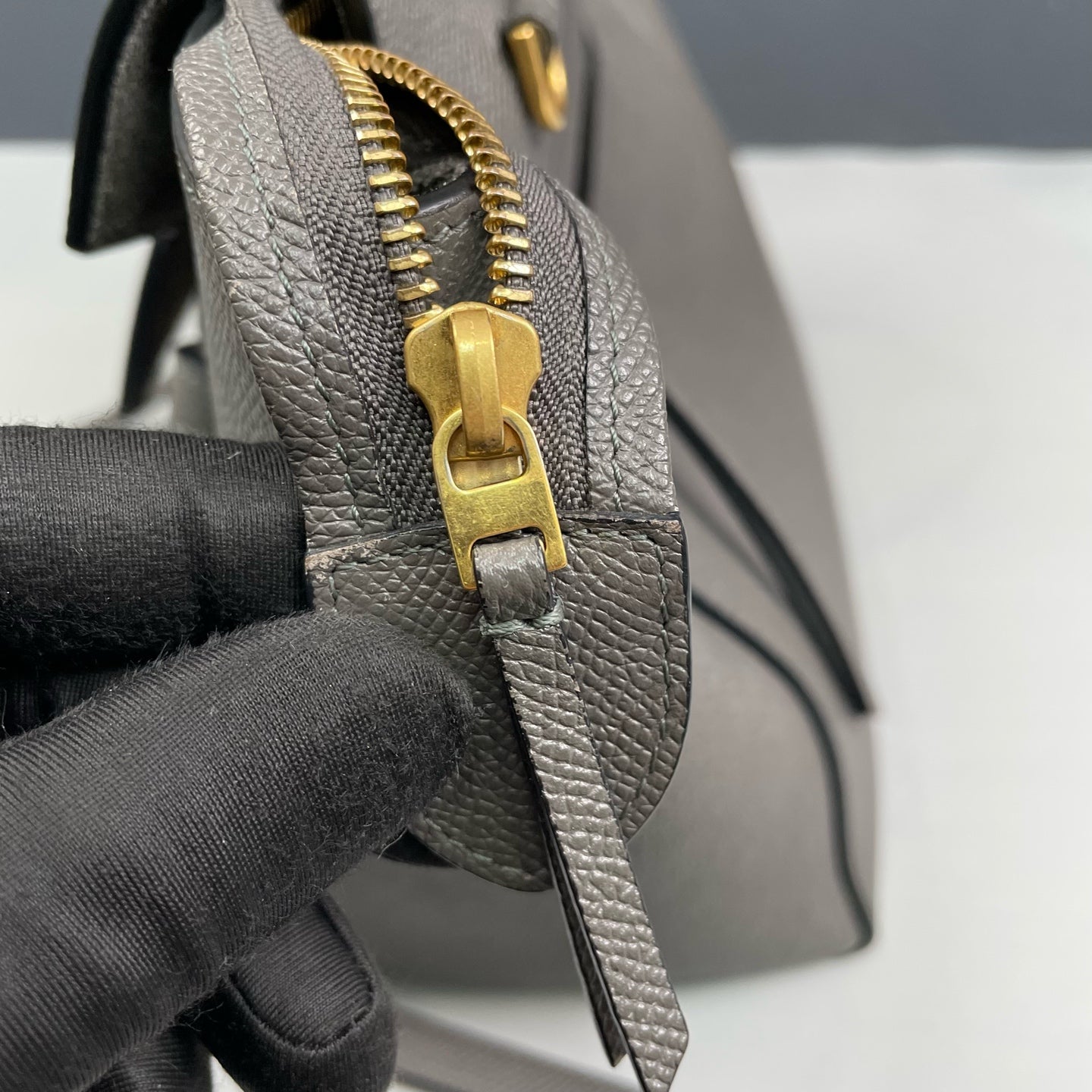 Celine - Belt Bag Micro - Grained Calfskin Leather - Dark Grey - (Micro)
