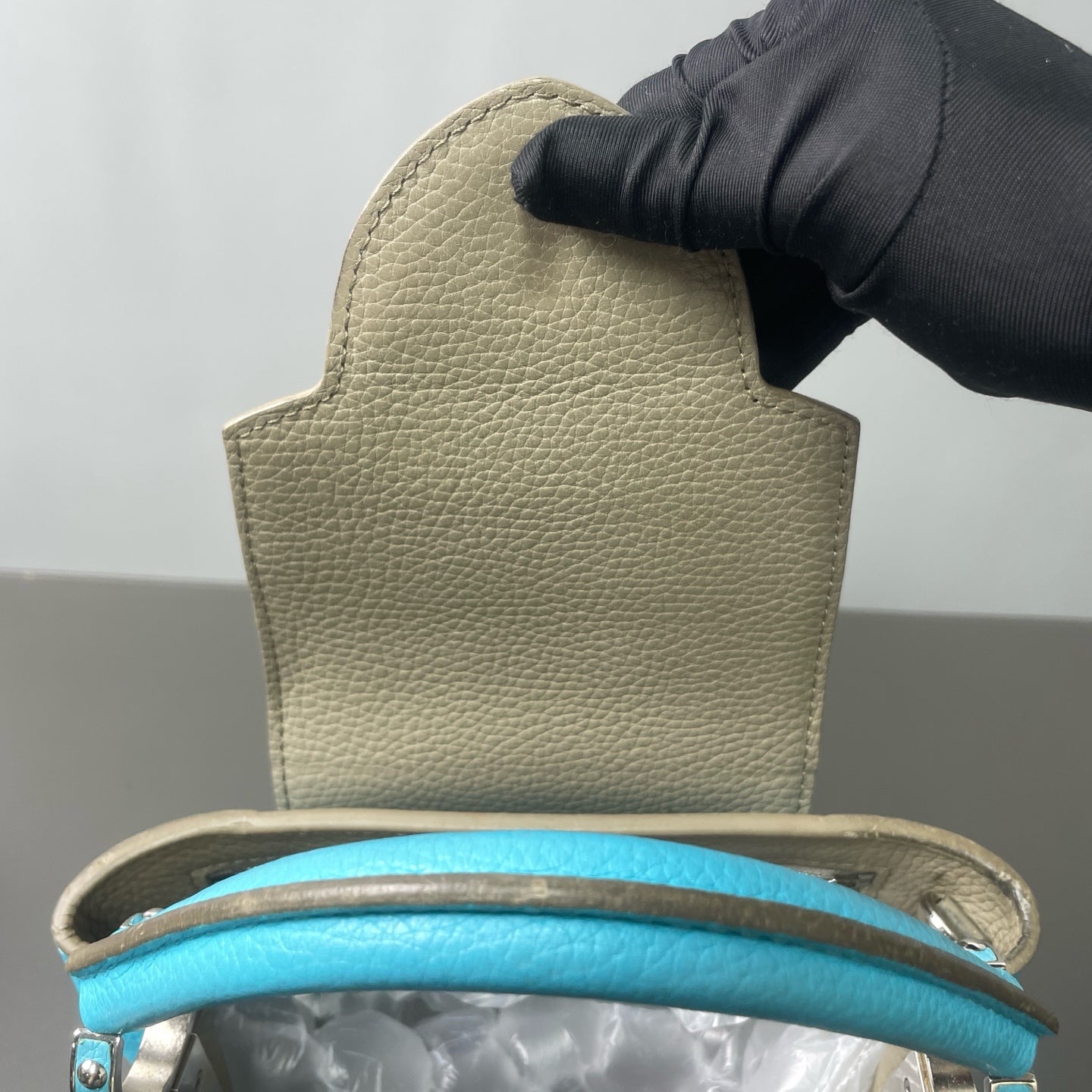 Louis Vuitton - Capucines - Grained leather - Blue - (small)