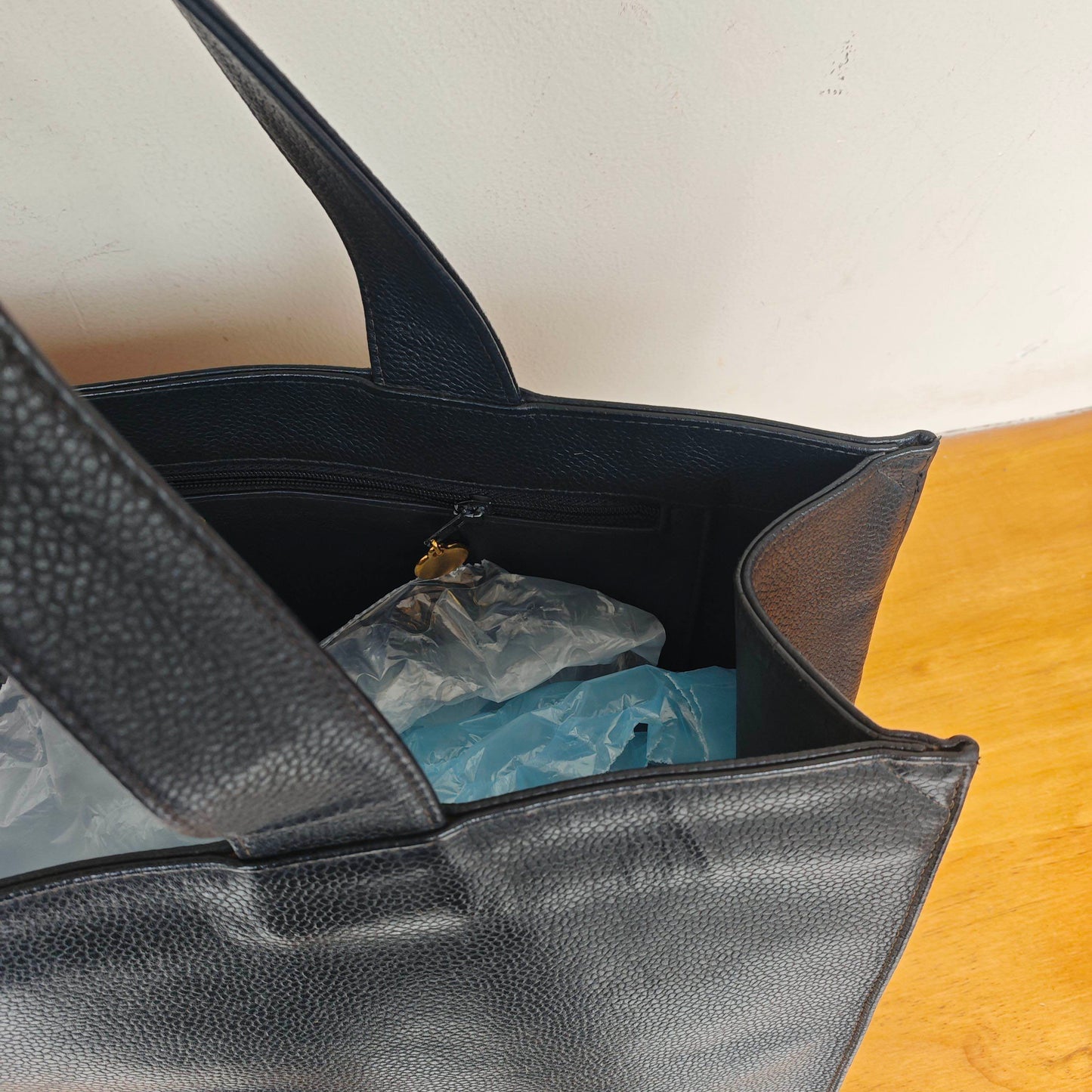 Chanel - Vintage Grained Leather Tote - Leather - Black - (Large)