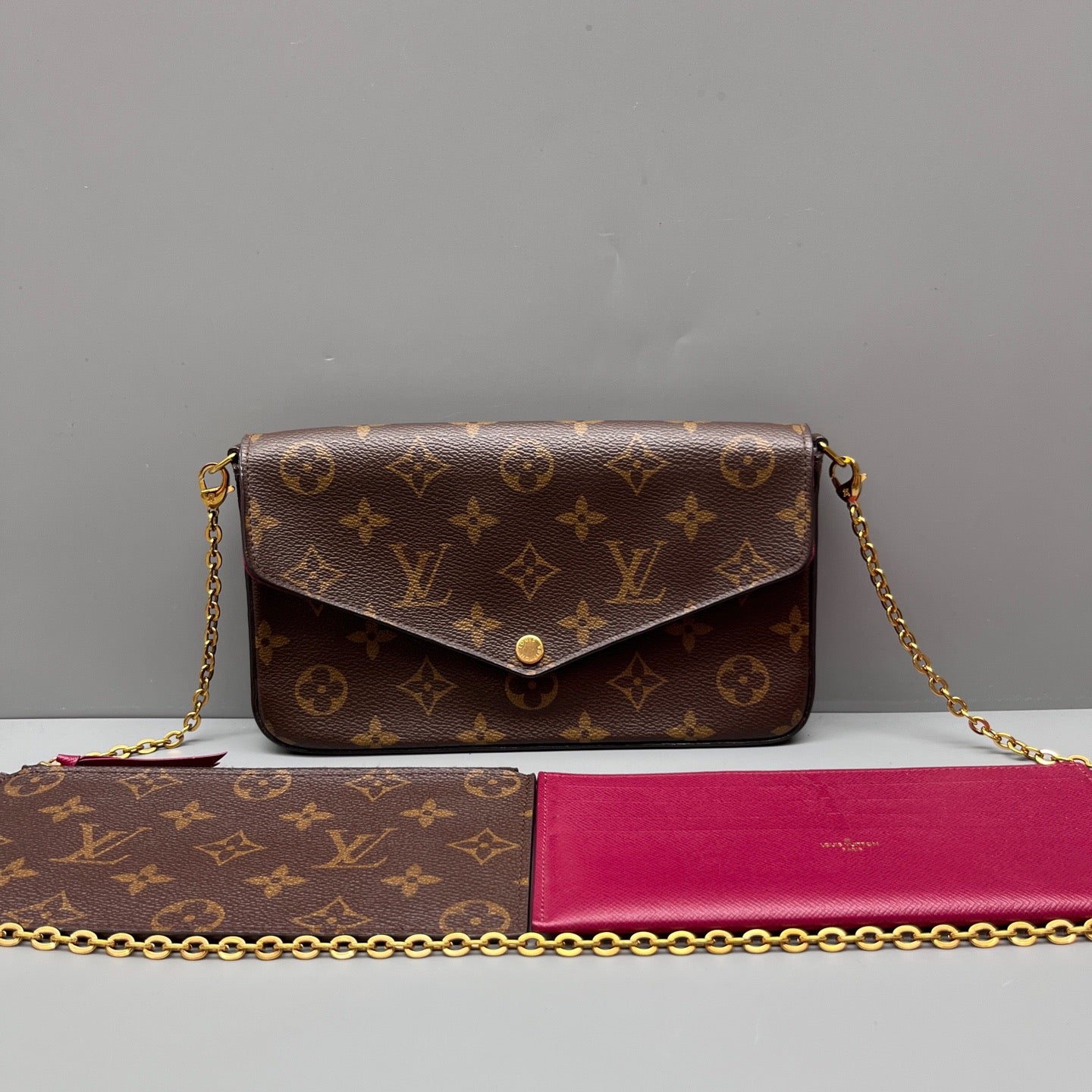 Louis Vuitton - Pochette Félicie - Monogram coated canvas with leather trim - Brown - (mini)
