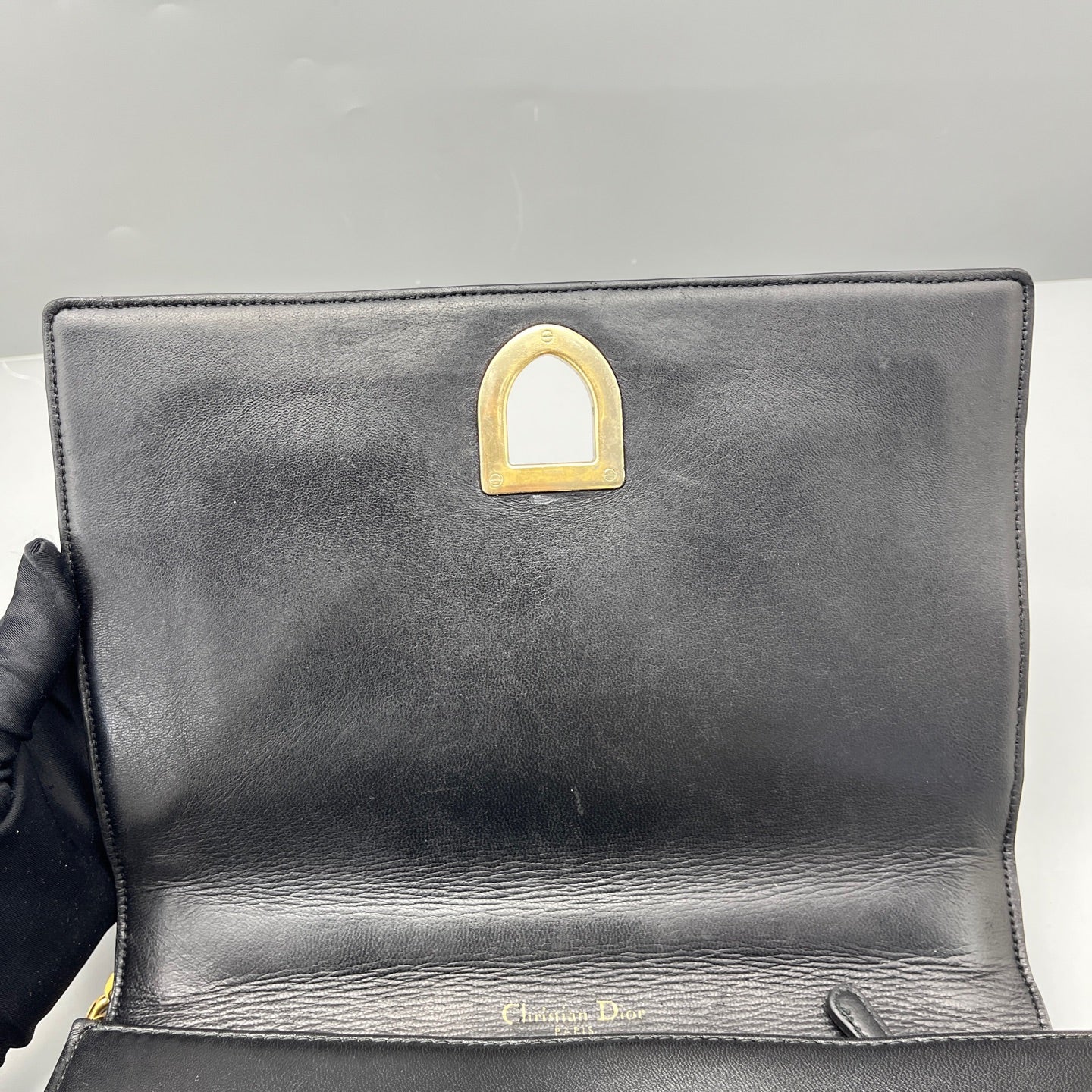 Dior - Diorama Bag - Grained Calfskin Leather - Black with Gold-Tone Hardware - (medium)