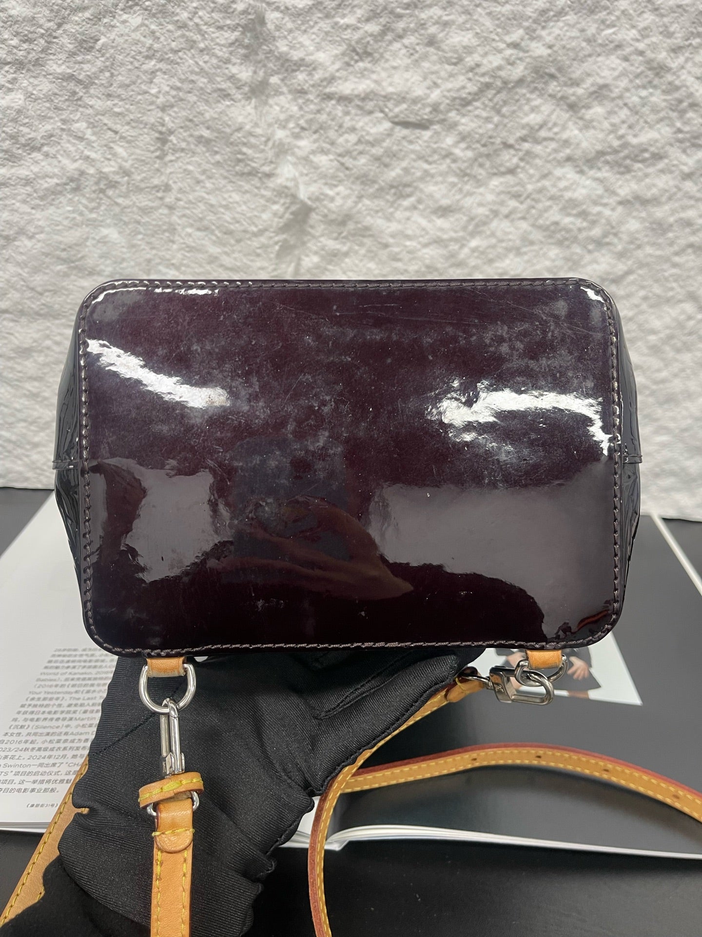 Louis Vuitton - Hot Springs Backpack - Patent leather - Black and Pink - (mini)