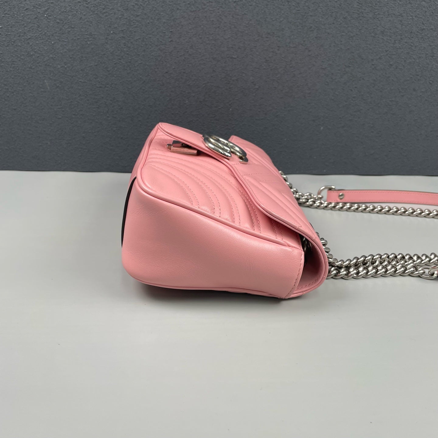 Gucci - GG Marmont Matelassé Shoulder Bag - Leather - Pink - (Medium)