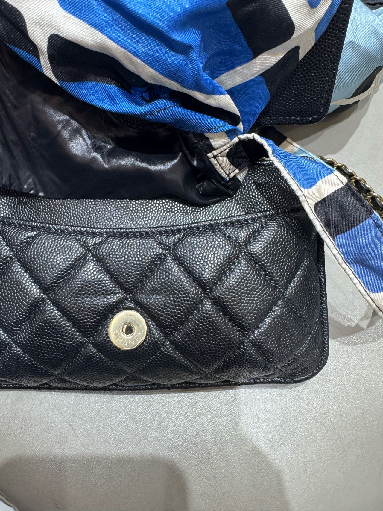 Chanel - 2-in-1 Folding Canvas Tote with Detachable Mini Flap Bag - Canvas and Grained Leather - Blue, White, and Black - (Large)
