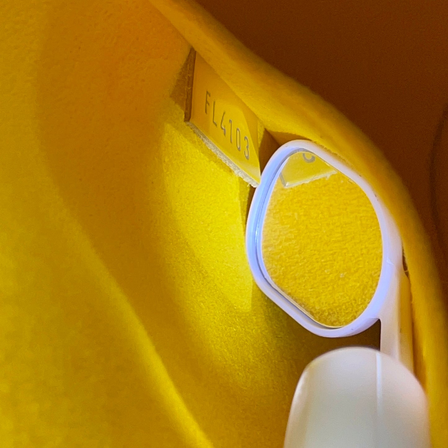 Louis Vuitton - Alma MM - Epi Leather - Yellow - (medium)