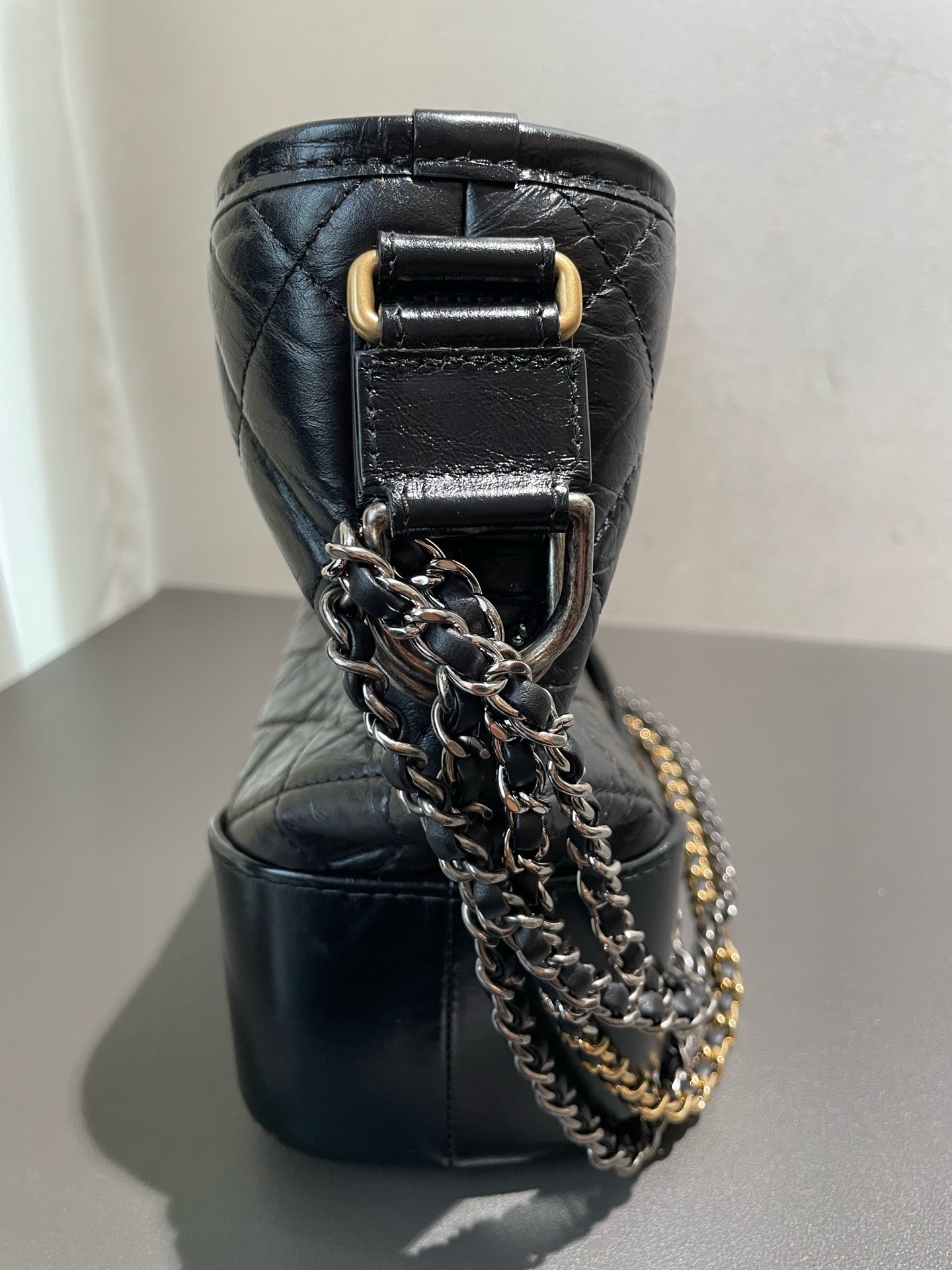 Chanel - Gab Bag (Hobo Bag) - Crumpled calfskin and smooth calfskin leather - Black - (Medium)