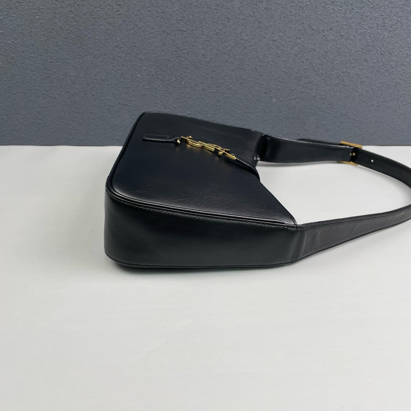 Saint Laurent - LE 5 A 7 - Leather - Black - (mini)