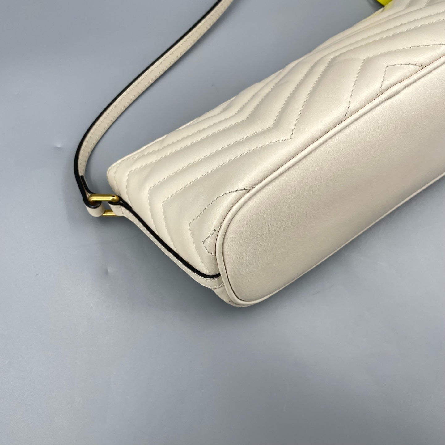 Gucci - GG Marmont Matelassé Underarm Bag - Leather - White - (mini)