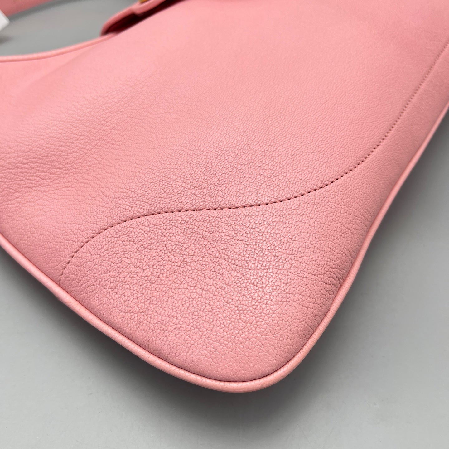 Gucci - Jackie 1961 Crescent Shoulder Bag - Leather - Pink - (medium)