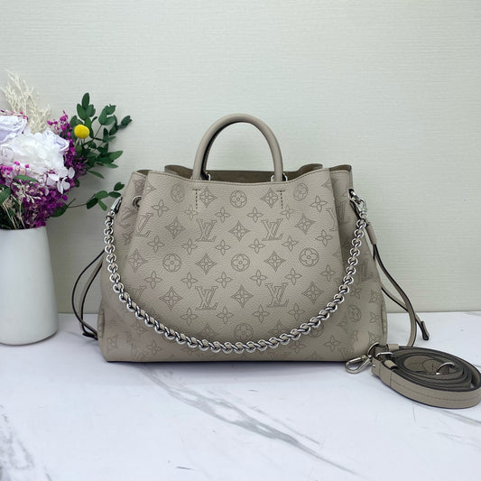 Louis Vuitton - Bella Tote - Grained cowhide leather - Elephant Grey - (Medium)