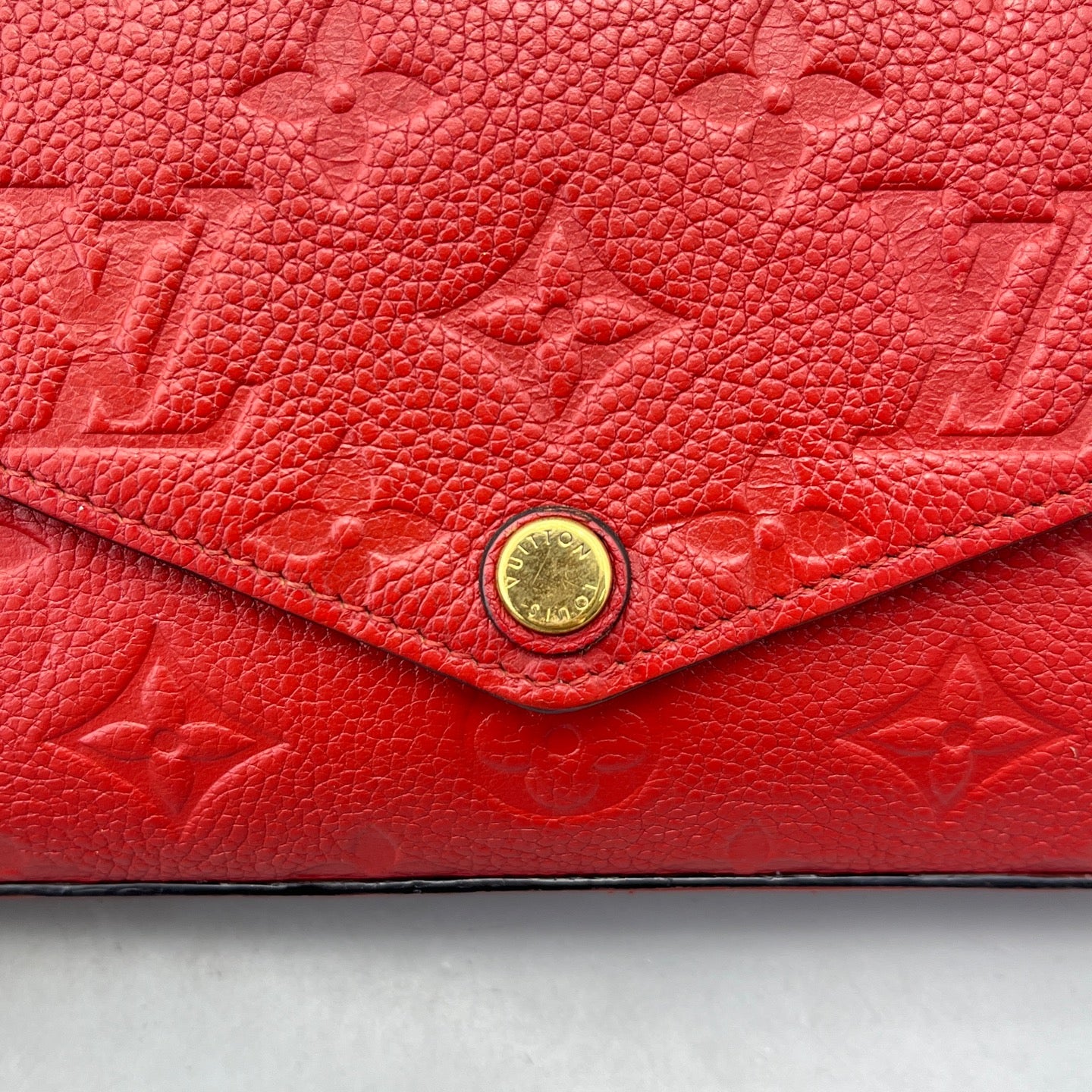 Louis Vuitton - Pochette Felicie - Embossed Monogram Empreinte leather - Red - (small)