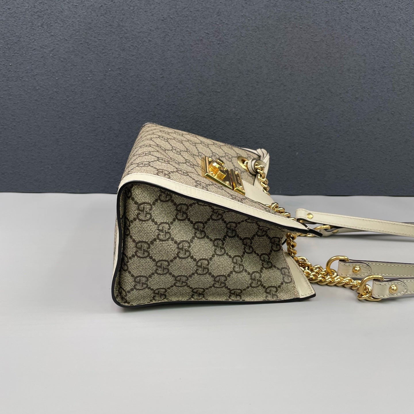 Gucci - Padlock Small Tote Bag - GG Supreme canvas with leather trim - Beige and Cream with Gold-Tone Hardware - (Small)