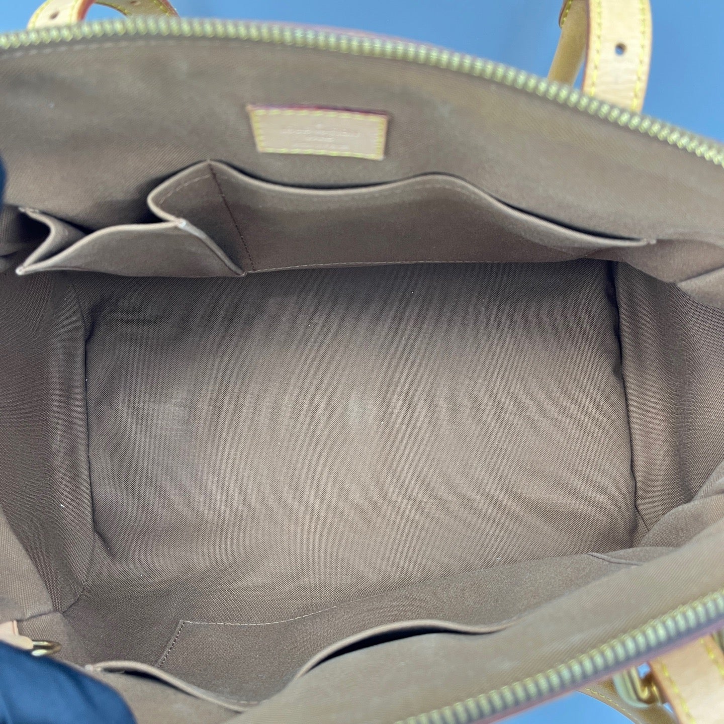 Louis Vuitton - Tivoli PM - Monogram coated canvas with Vachetta leather trim - Brown - (Medium)
