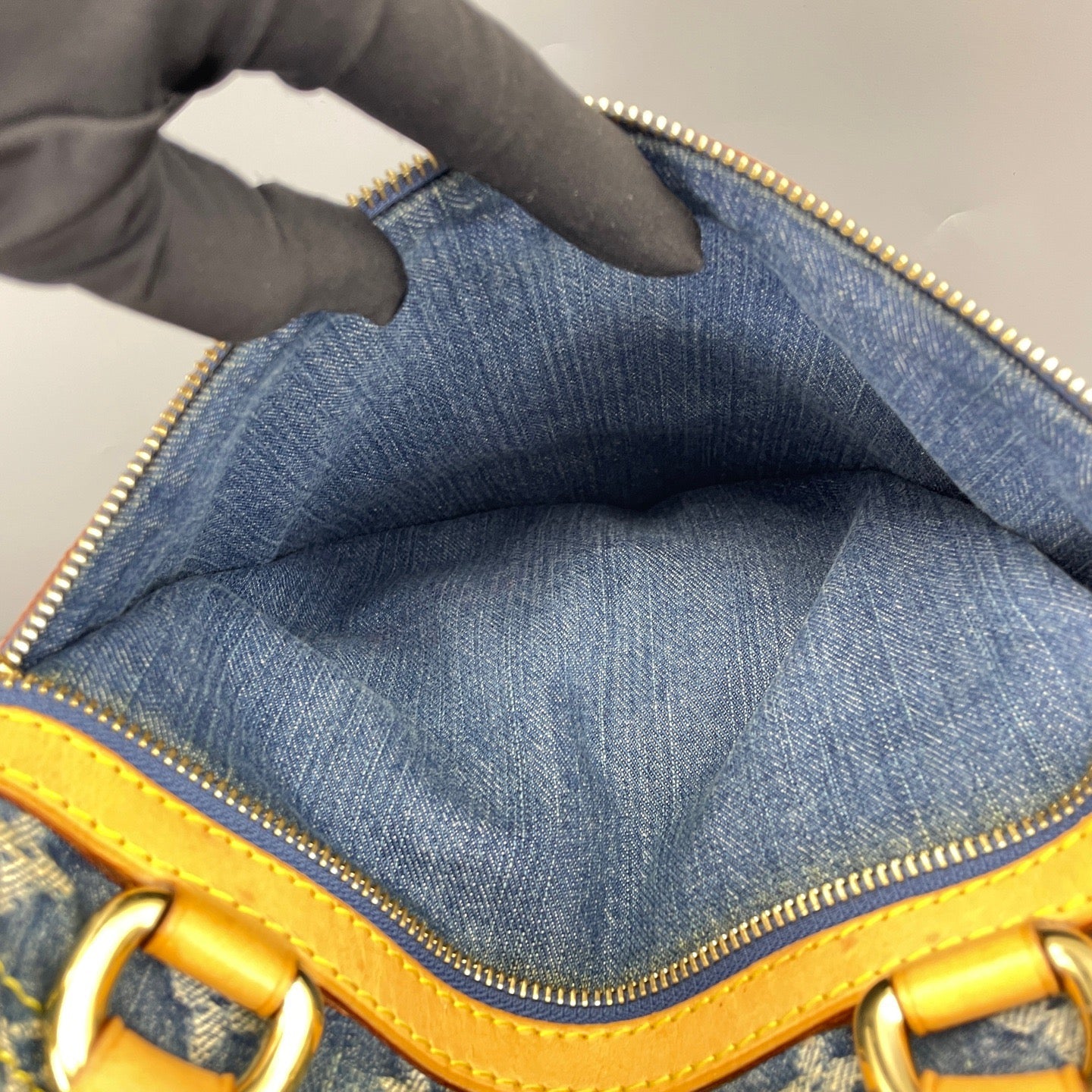 Louis Vuitton - Musical Score Tote Bag - Monogram Denim, Vachetta leather - Blue - (Medium)