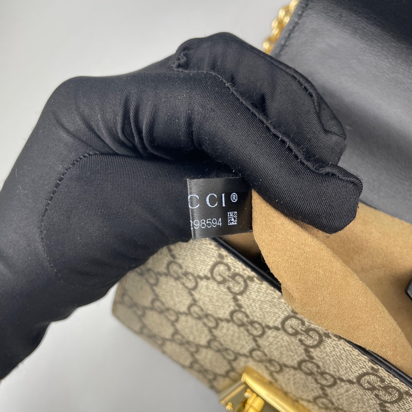 Gucci - Padlock Small Shoulder Bag - GG Supreme canvas with leather trim - Beige, Black, Brown - (small)