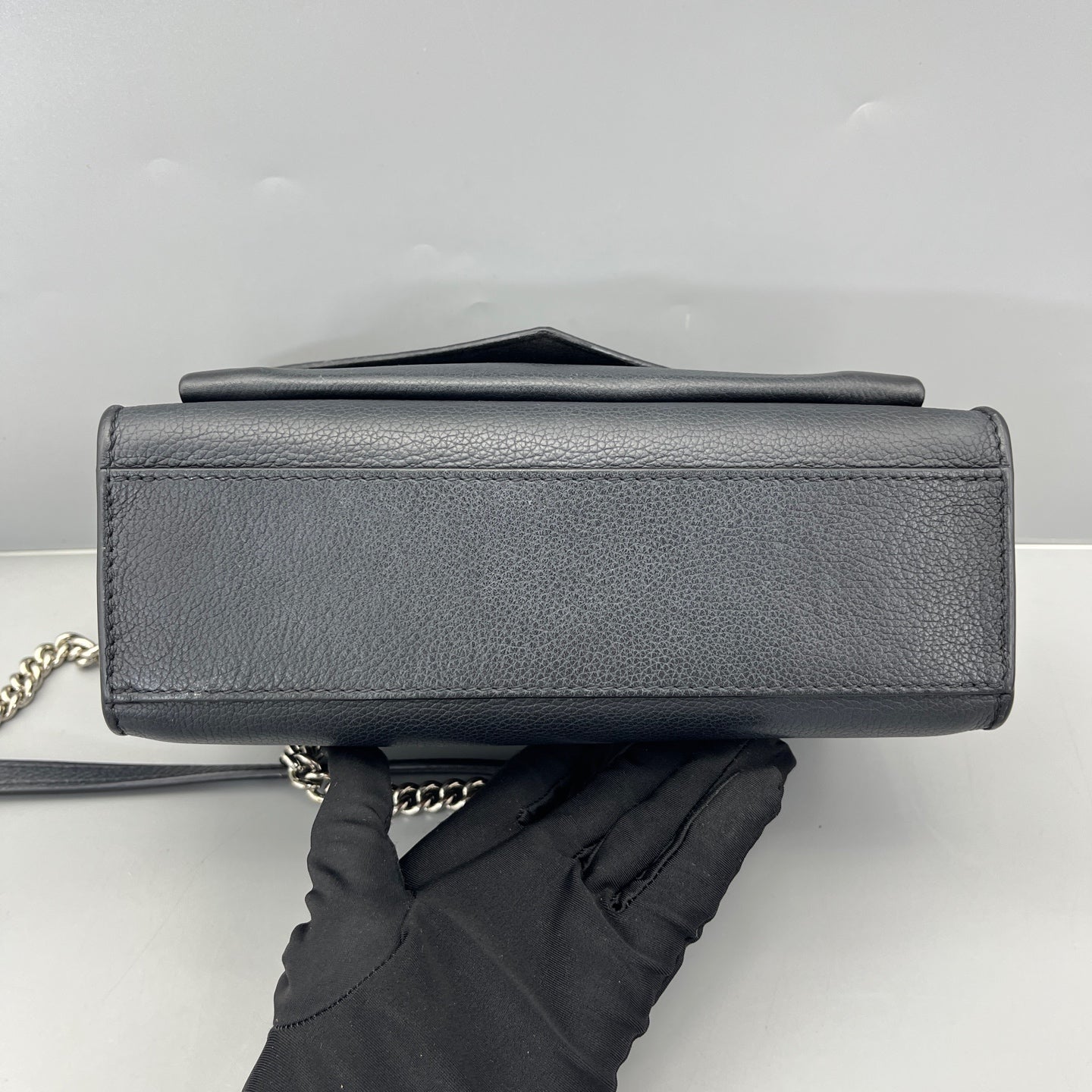 Louis Vuitton - Lockme - Leather - Black - (small)