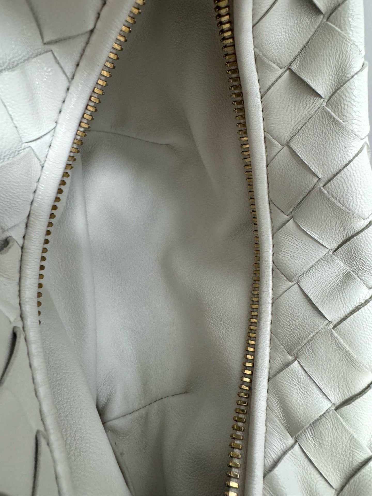 Bottega Veneta - Mini Jodie - Lambskin leather - White - (mini)