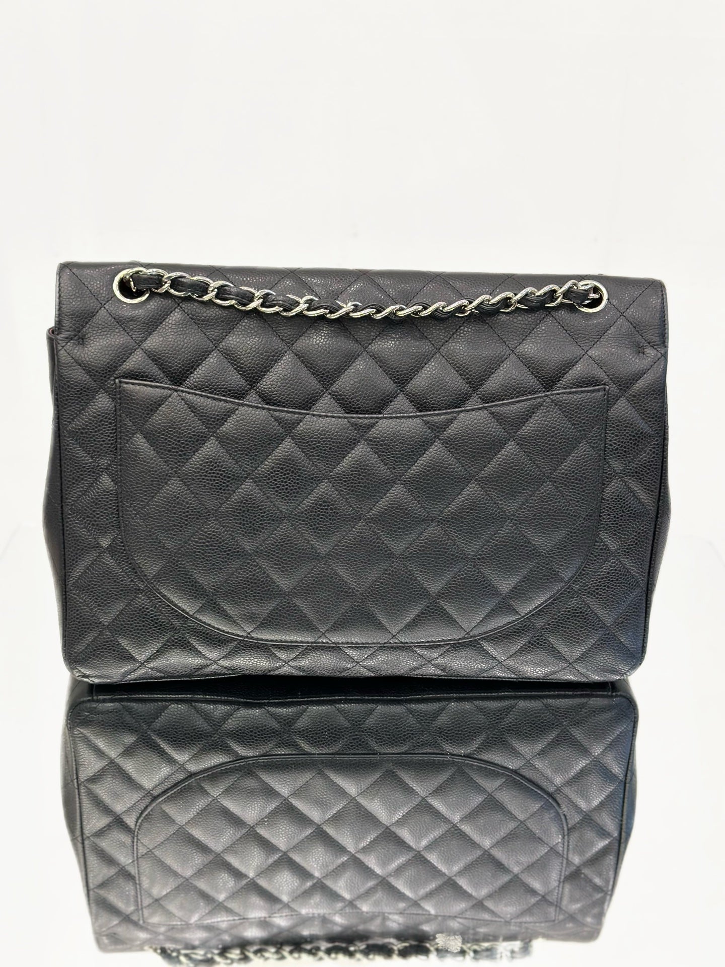 Chanel - Classic Flap Maxi - Leather - Black - (Large)