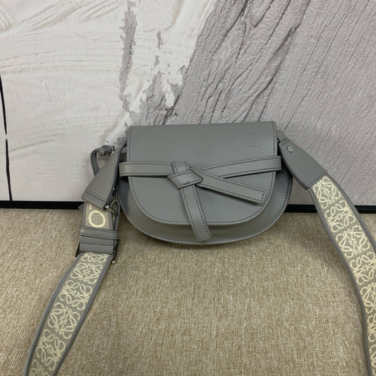 Loewe - Gate Mini Saddle Bag - Calfskin leather - Grey - (mini)