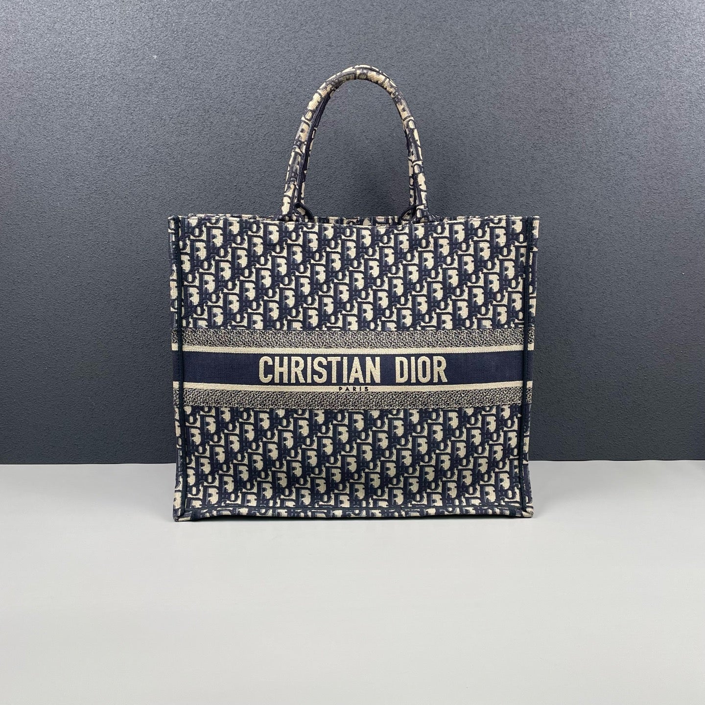 Dior - Book Tote Large - Embroidered Dior Oblique jacquard canvas - Blue - (large)