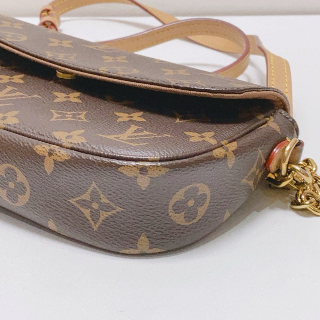 Louis Vuitton - Ivy WOC (M81911) - Monogram coated canvas with Vachetta leather trim - Brown - (Mini)