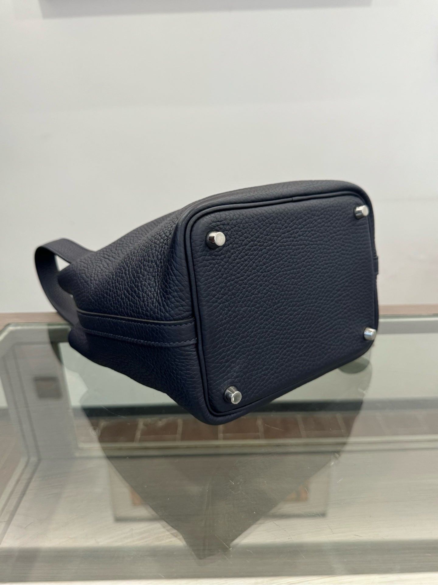Hermès - Picotin Lock 18 - Leather - Navy - (Mini)