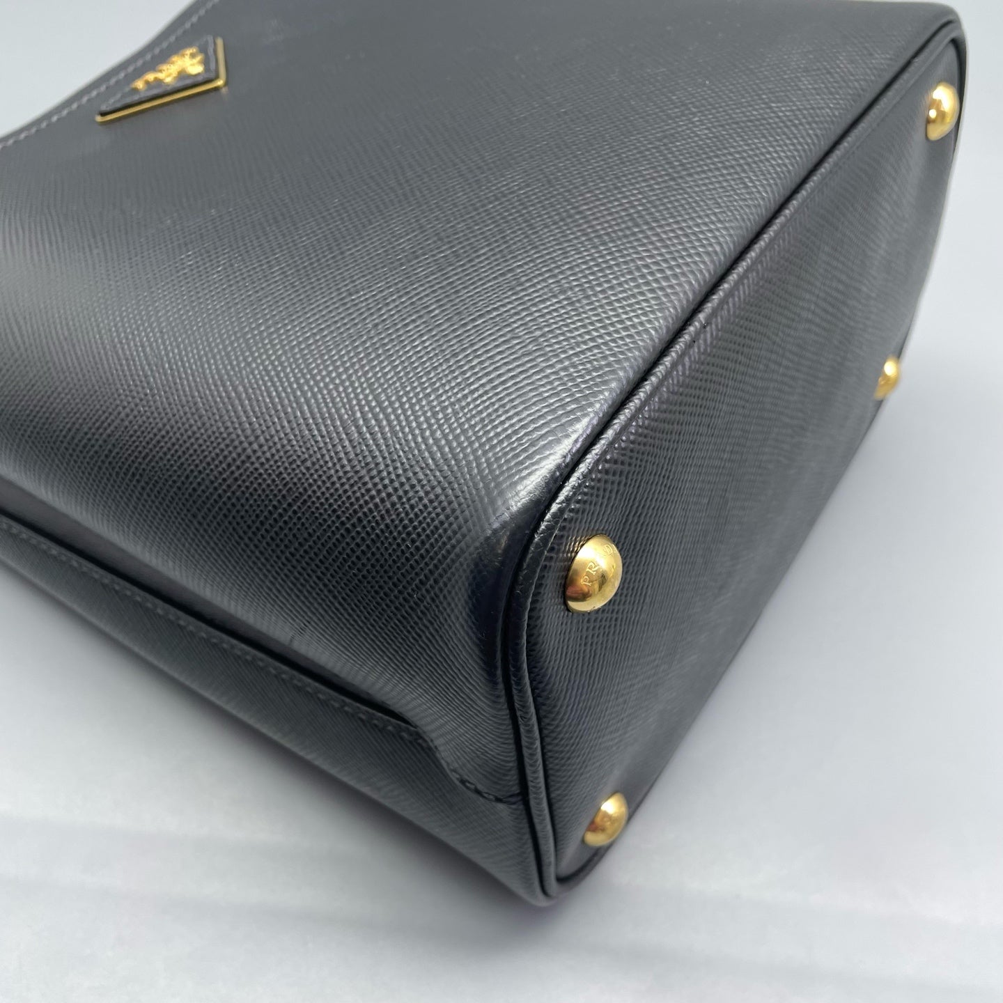 Prada - Panier Bucket Bag - Saffiano leather - Black - (medium)