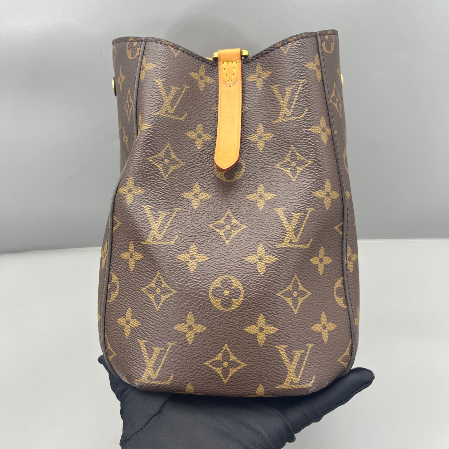 Louis Vuitton - Montaigne GM - Monogram coated canvas with Vachetta leather trim - Brown - (Large)