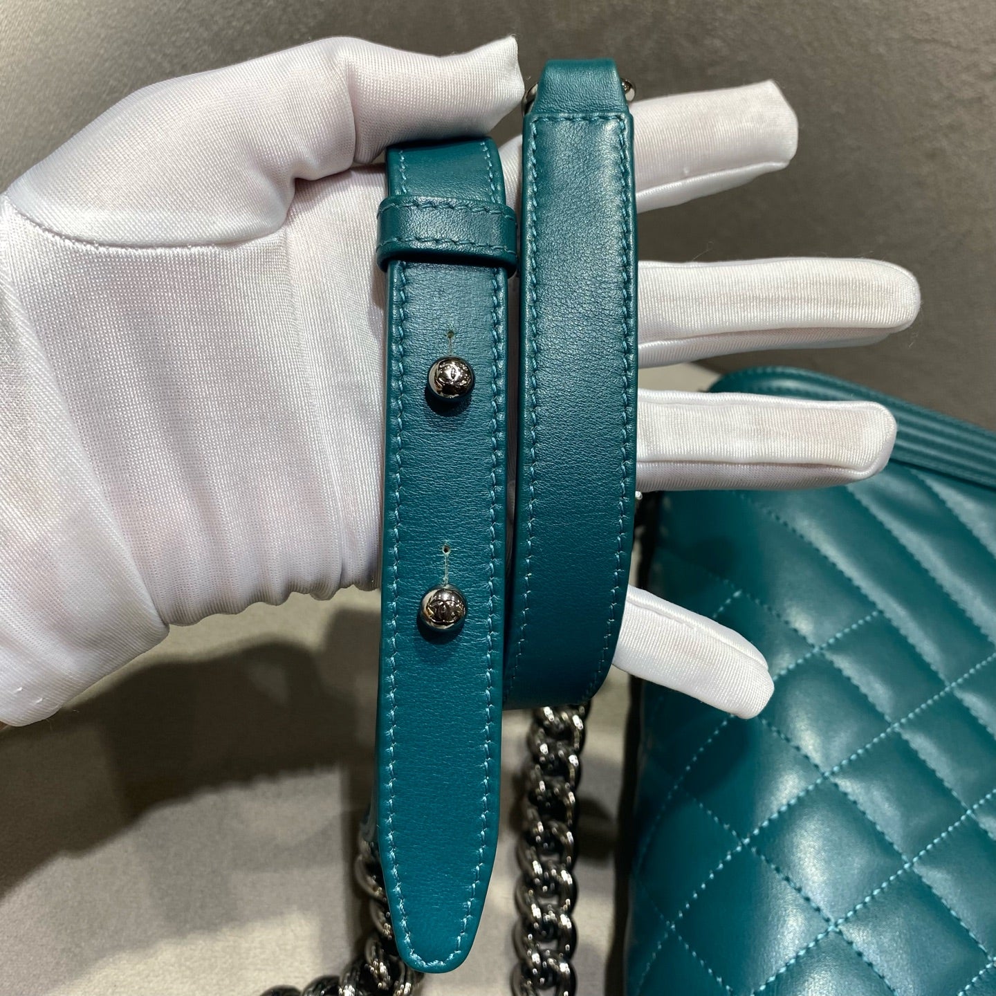 Chanel - Boy Bag - Smooth Calfskin Leather - Green - (Large)
