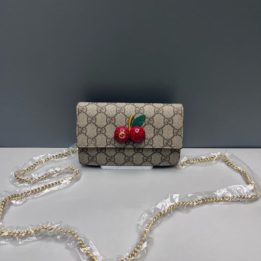 Gucci - GG Supreme Cherry Wallet on Chain (WOC) - Coated canvas with leather trim - Multicolour - (mini)