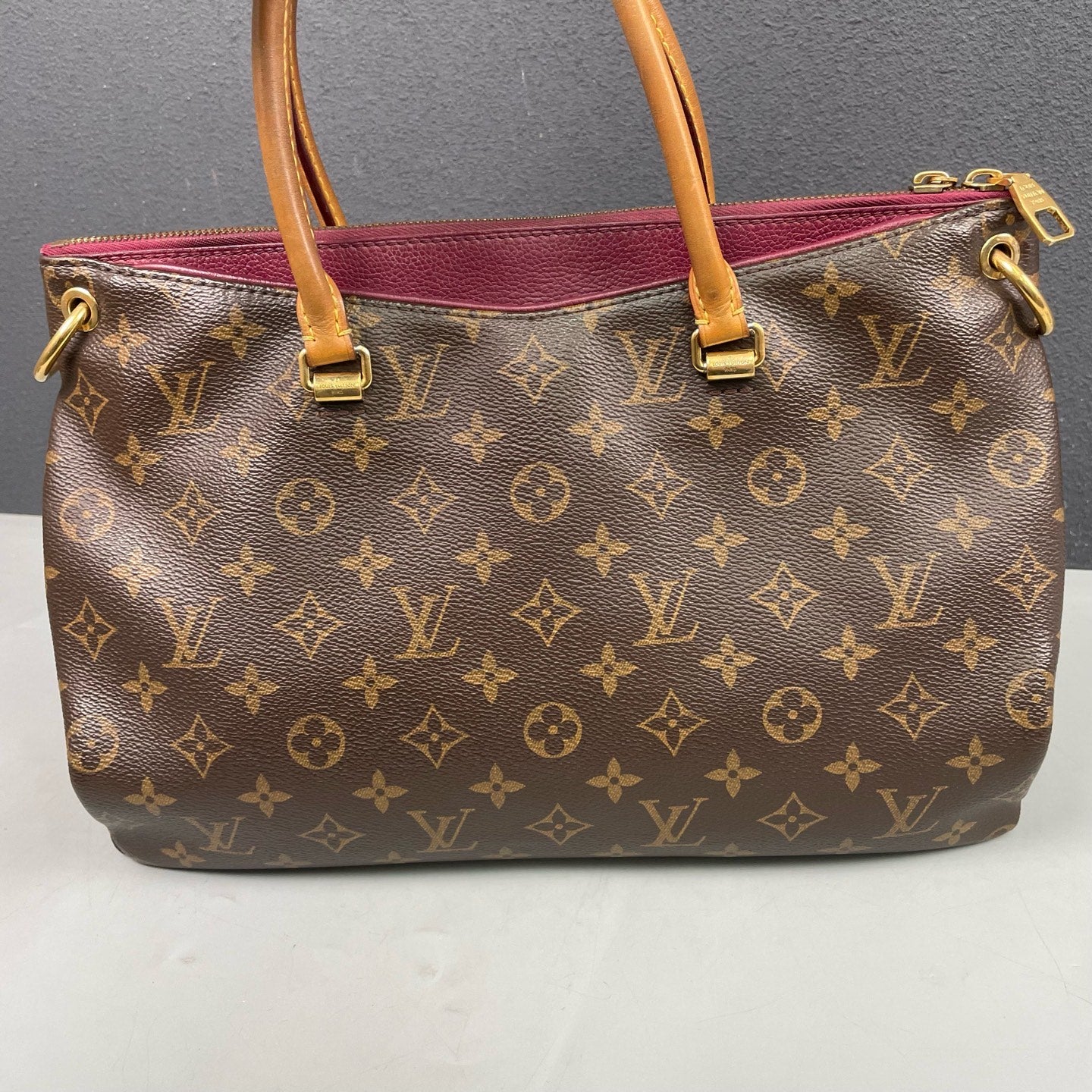 Louis Vuitton - Pallas Legend Medium - Monogram coated canvas with calfskin leather trim and natural cowhide leather handles - Brown with Burgundy interior - (Medium)