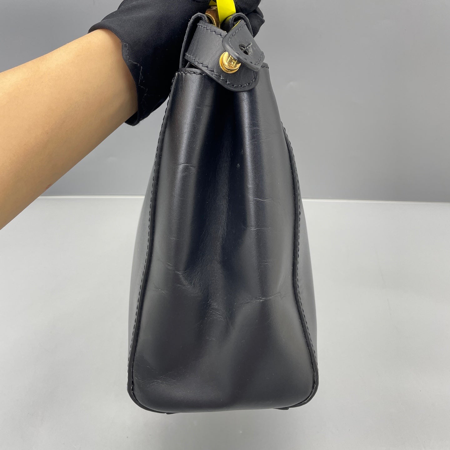 Fendi - Peekaboo Medium - Leather - Black - (medium)