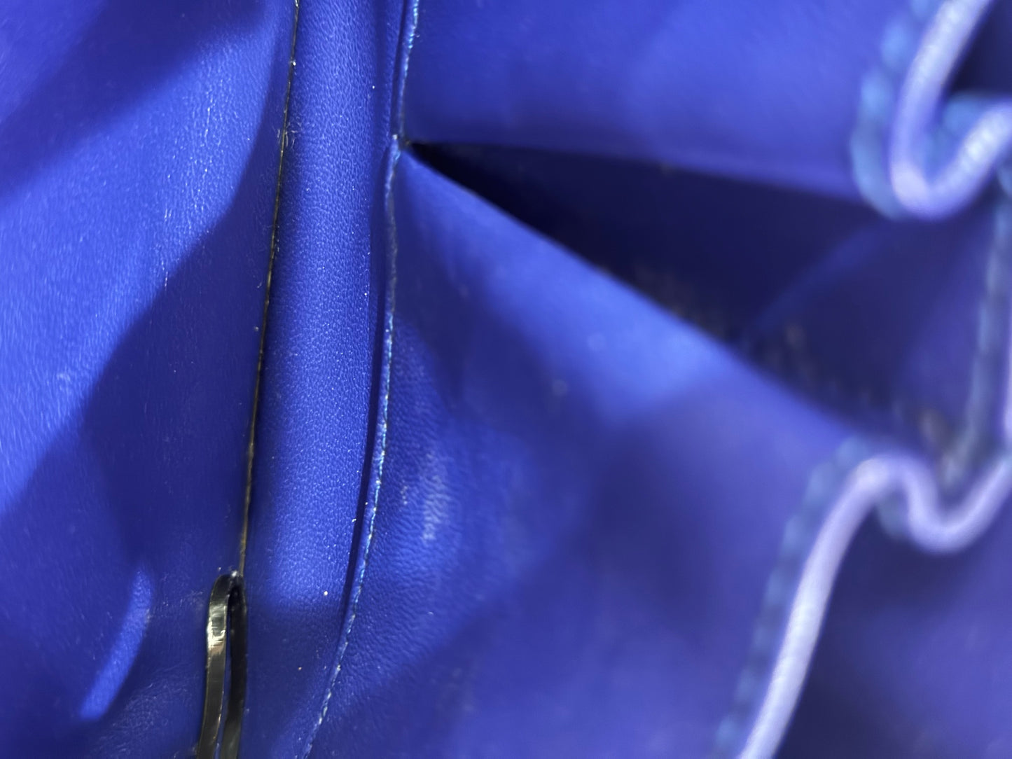 Celine - Classic Box Bag - Smooth calfskin leather - Blue - (Medium)