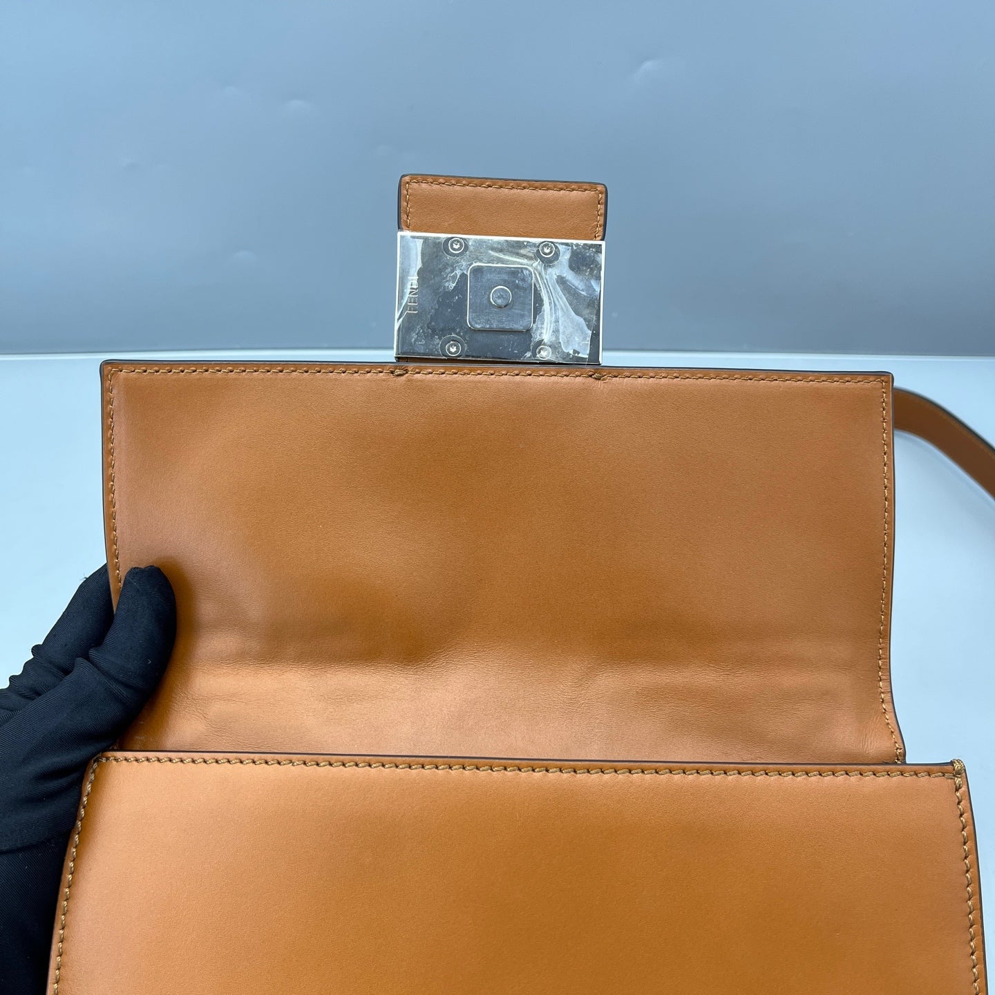 Fendi - A7637e - Leather and Canvas - Brown - (small)