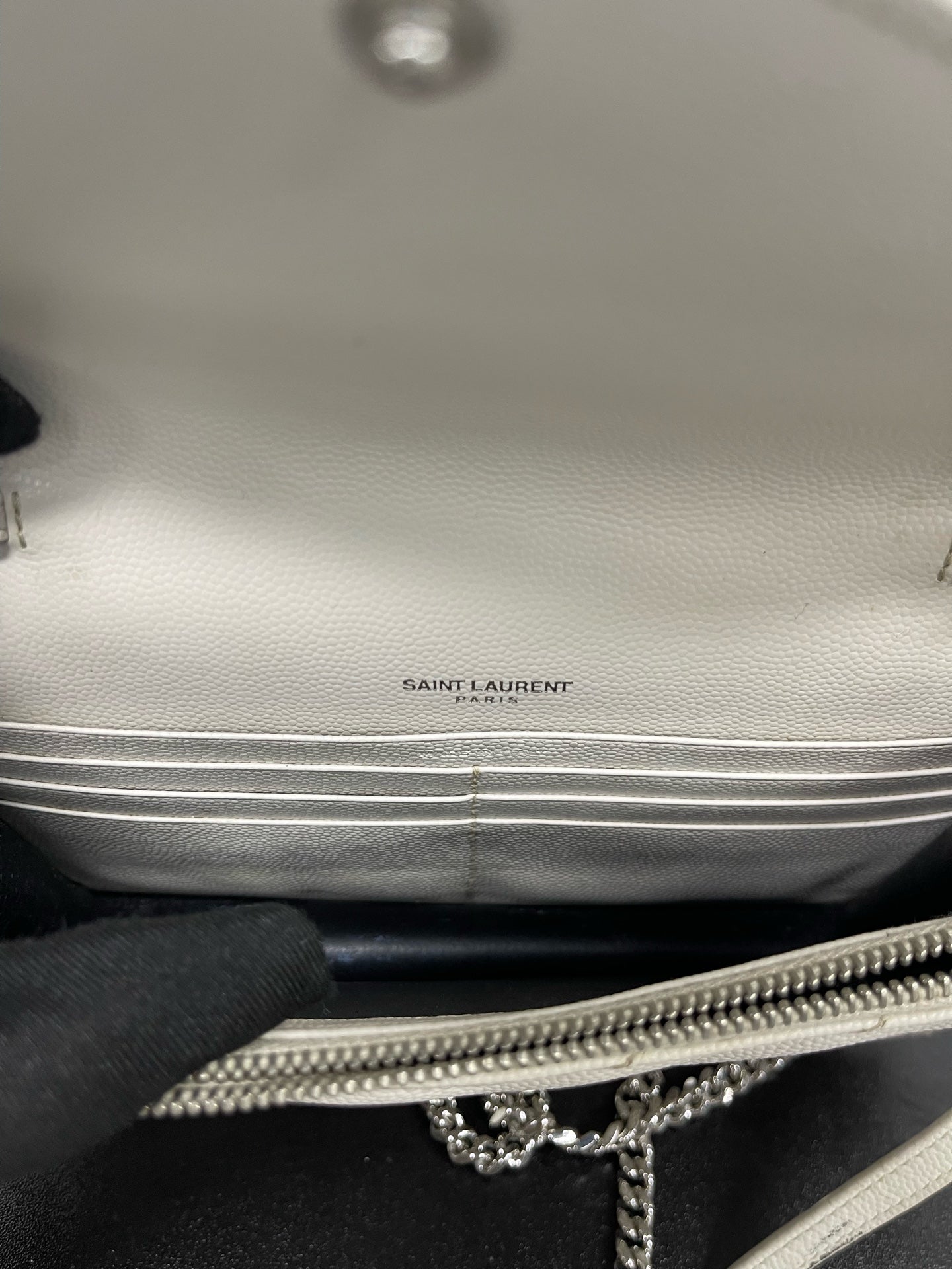 Saint Laurent - Envelope WOC (Wallet on Chain) - Caviar Grained Calfskin Leather - White - (Small)