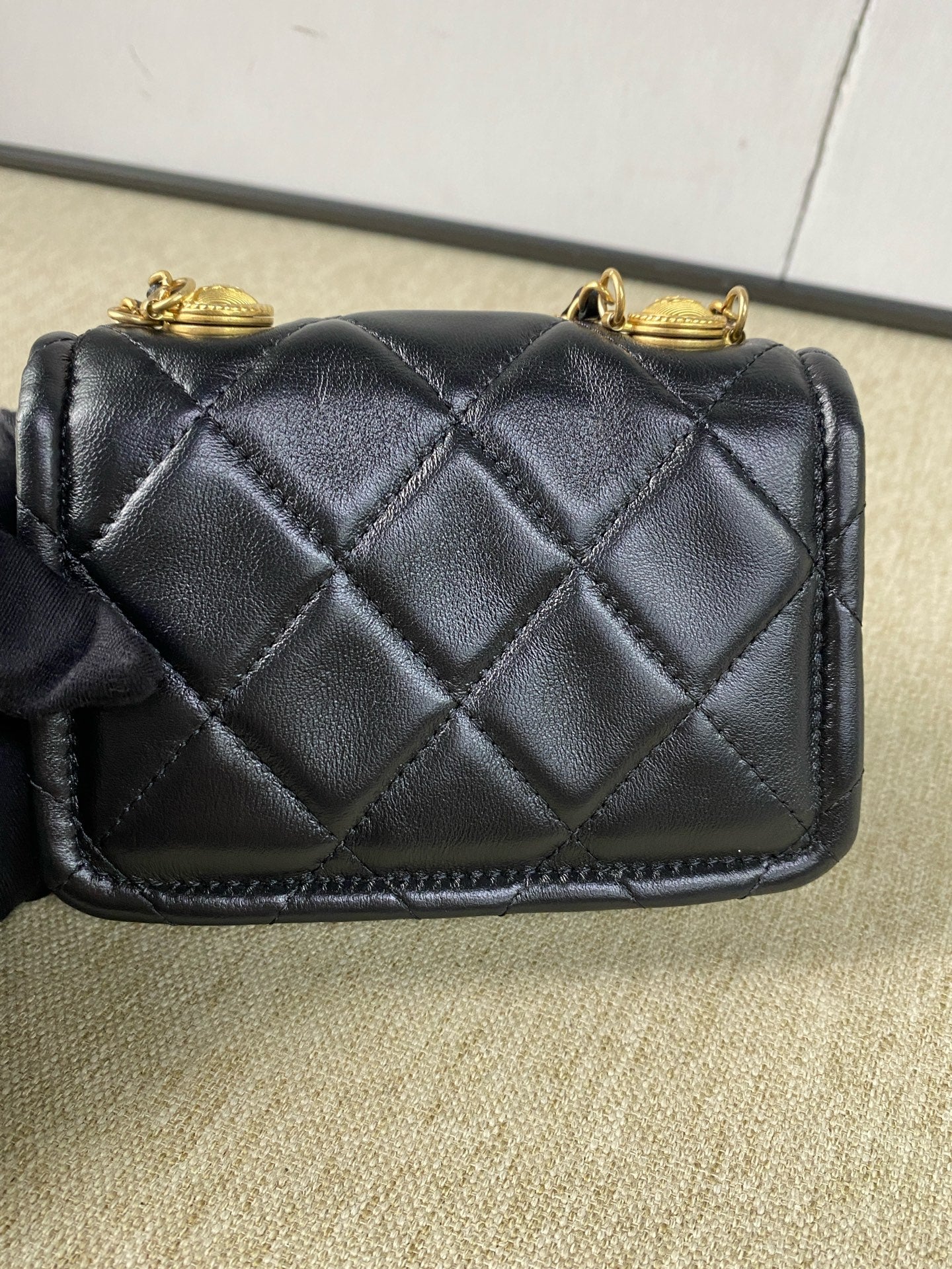 Chanel - Mini Rectangular Flap Bag - Lambskin leather - Black - (mini)